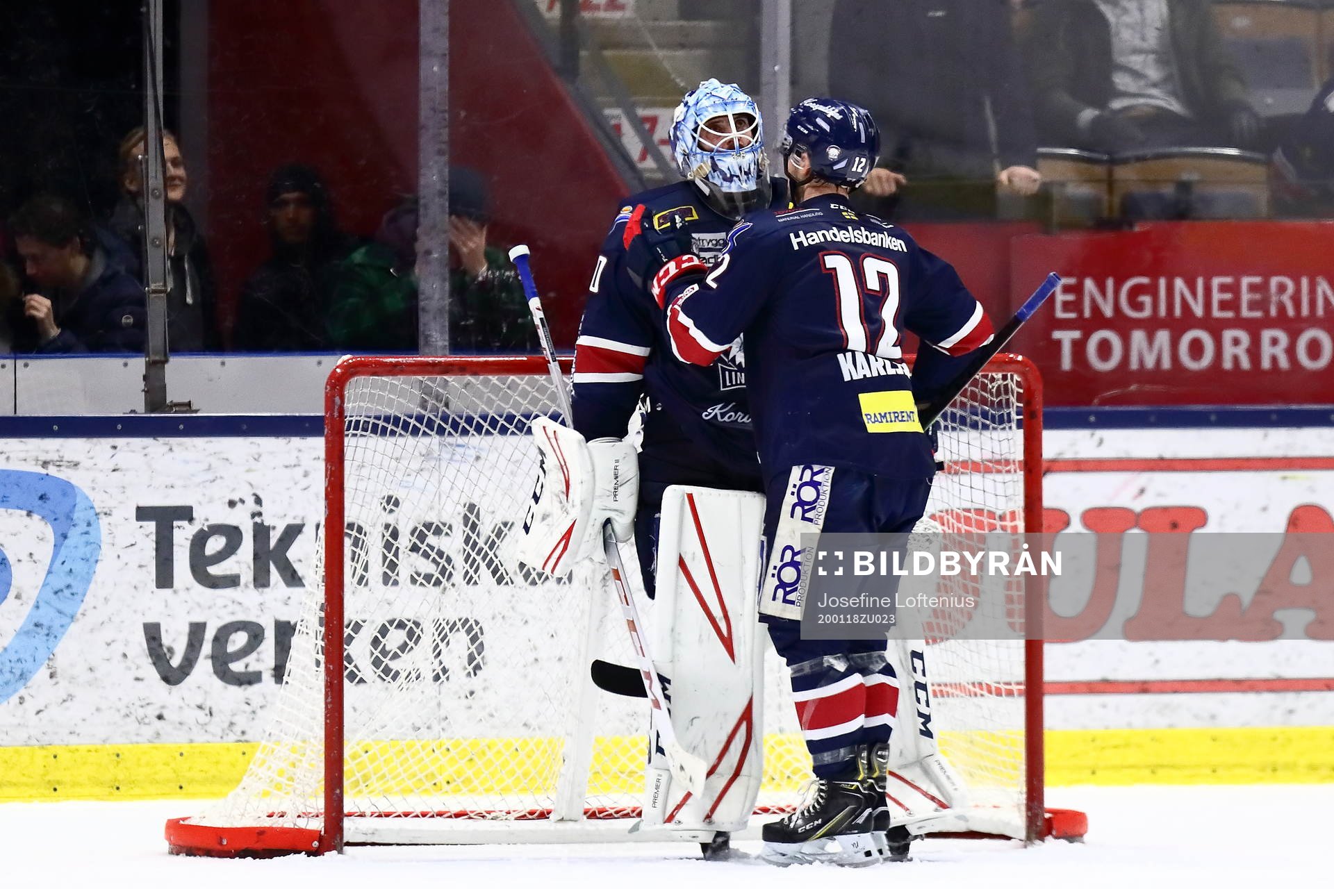 Linköpings målvakt Jonas Gustavsson och Sebastian Karlsson