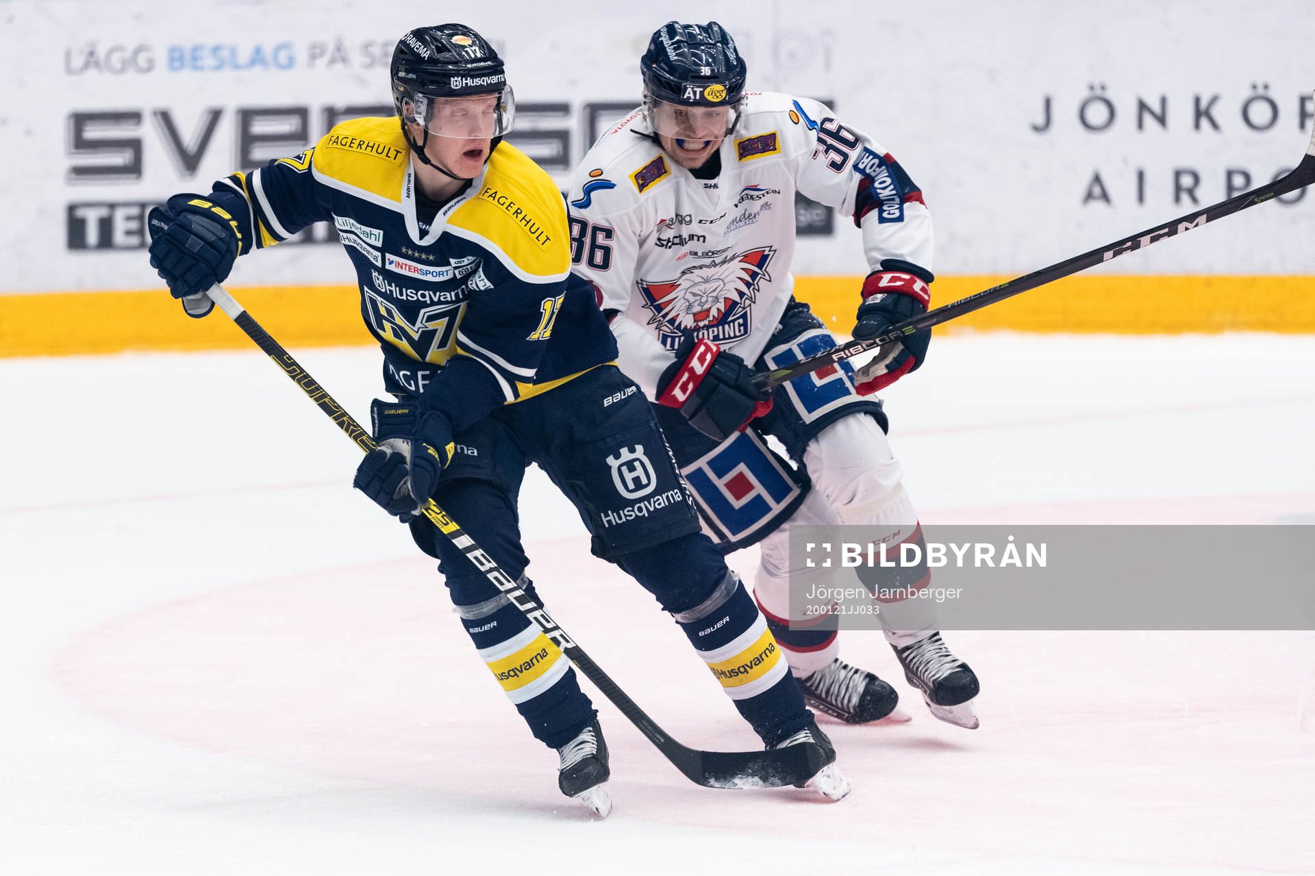 s Emil Johansson och Linköpings Filip Karlsson