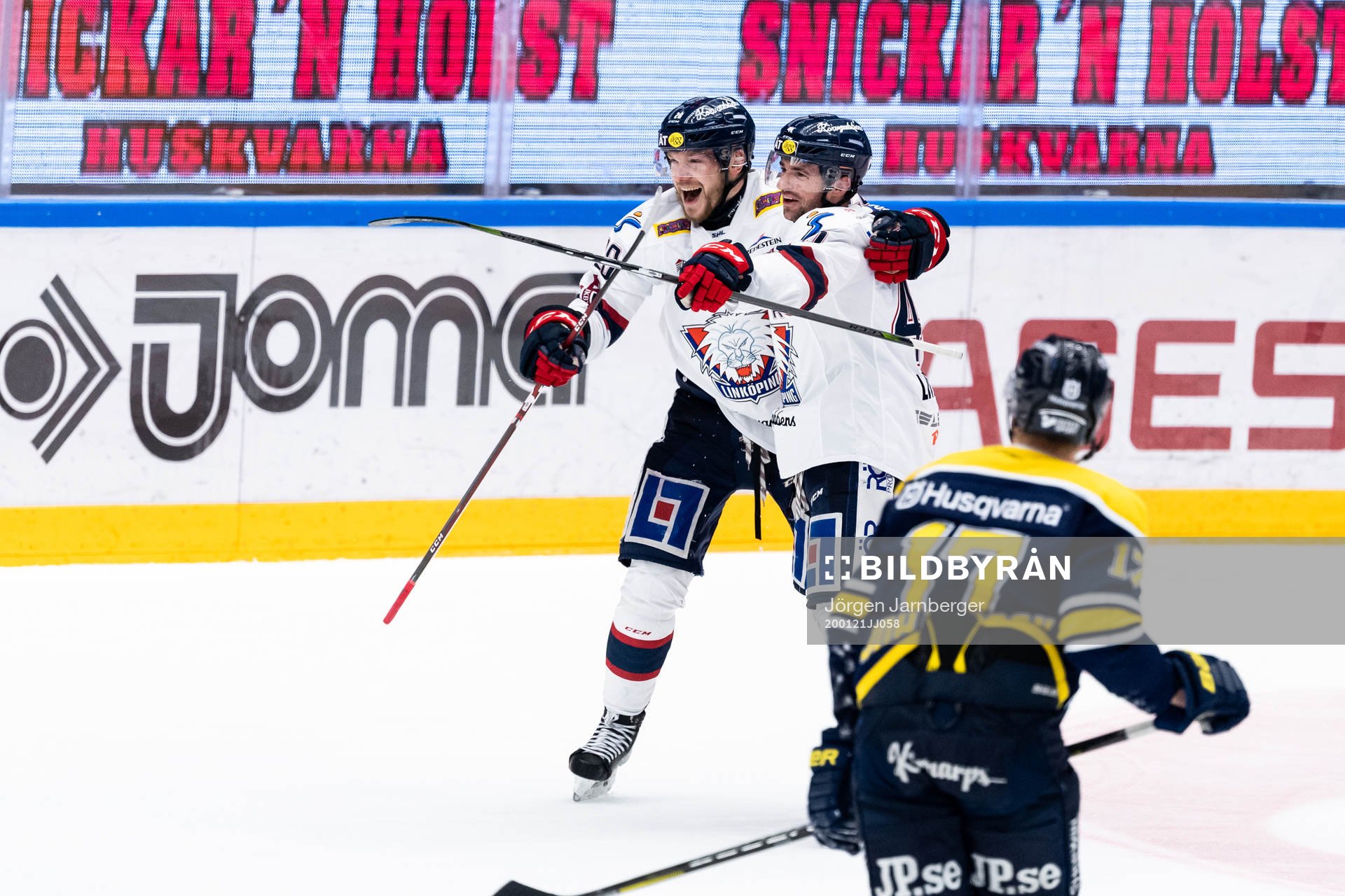 Linköpings Broc Little jublar med Jaakko Rissanen