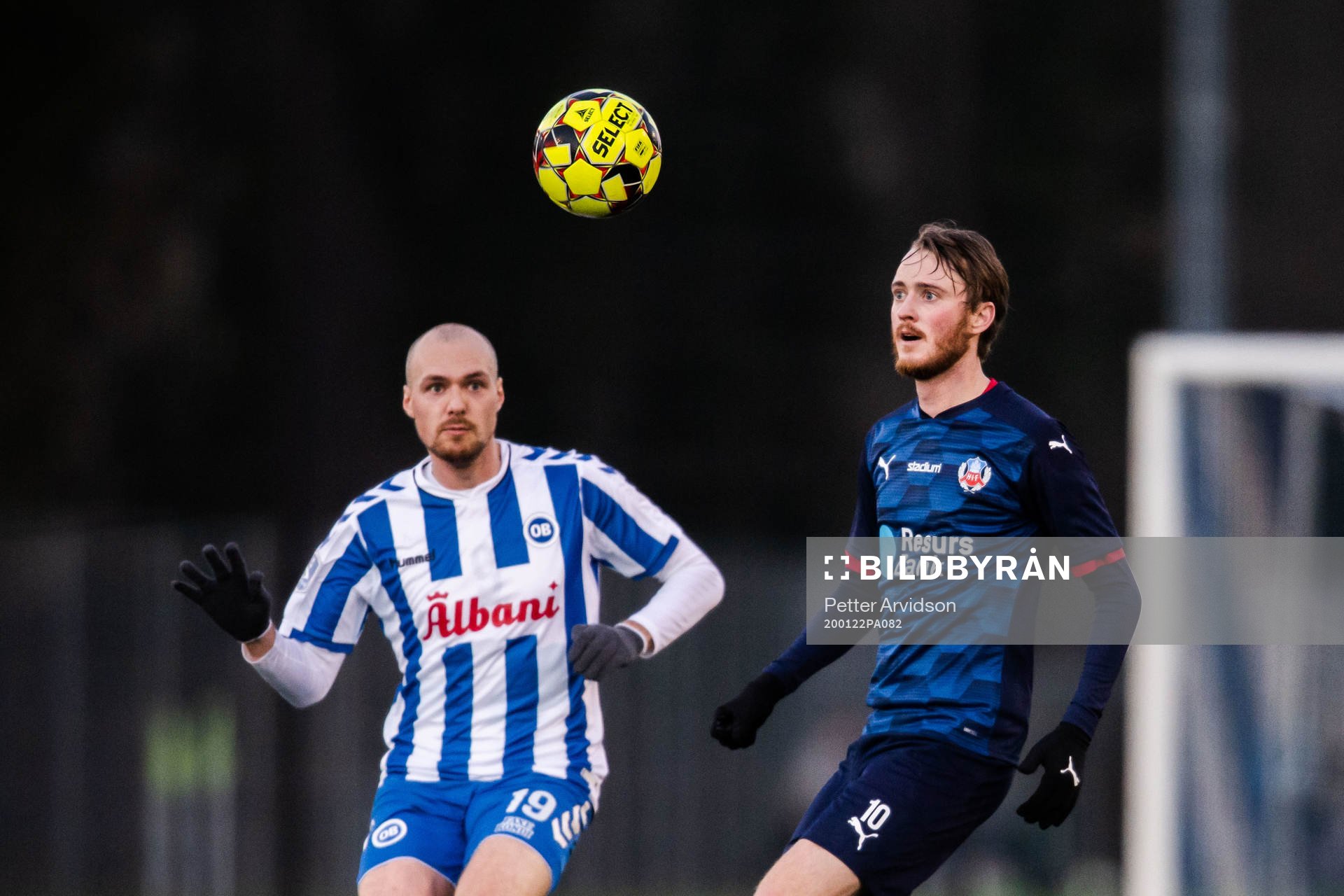 Odenses Aron Elis Thrandarson och Helsingborgs Rasmus
