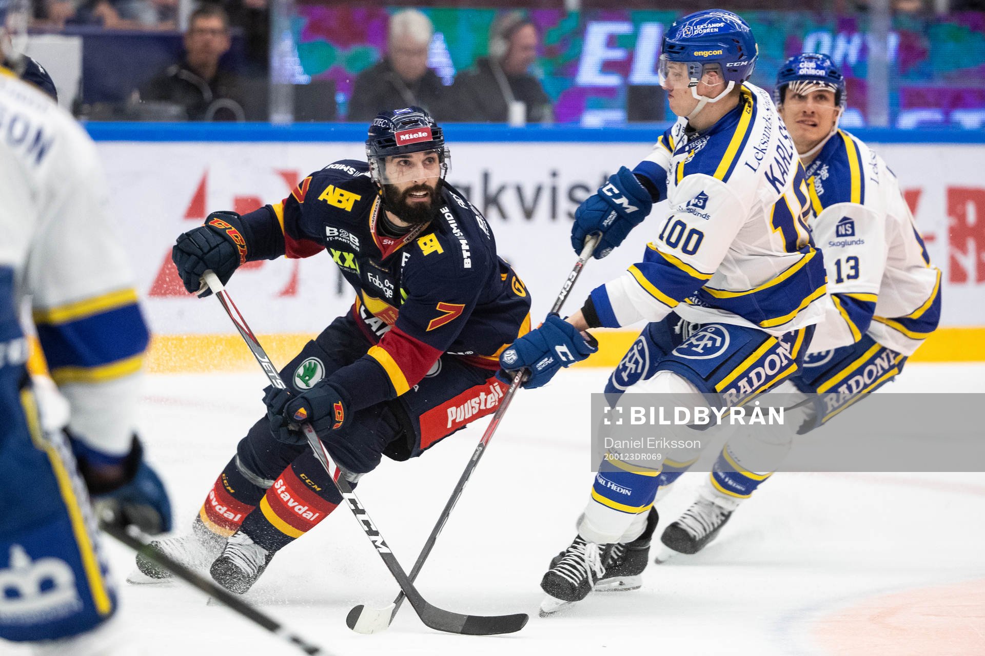 Djurgårdens Jason Garrison och Leksands Martin Karlsson