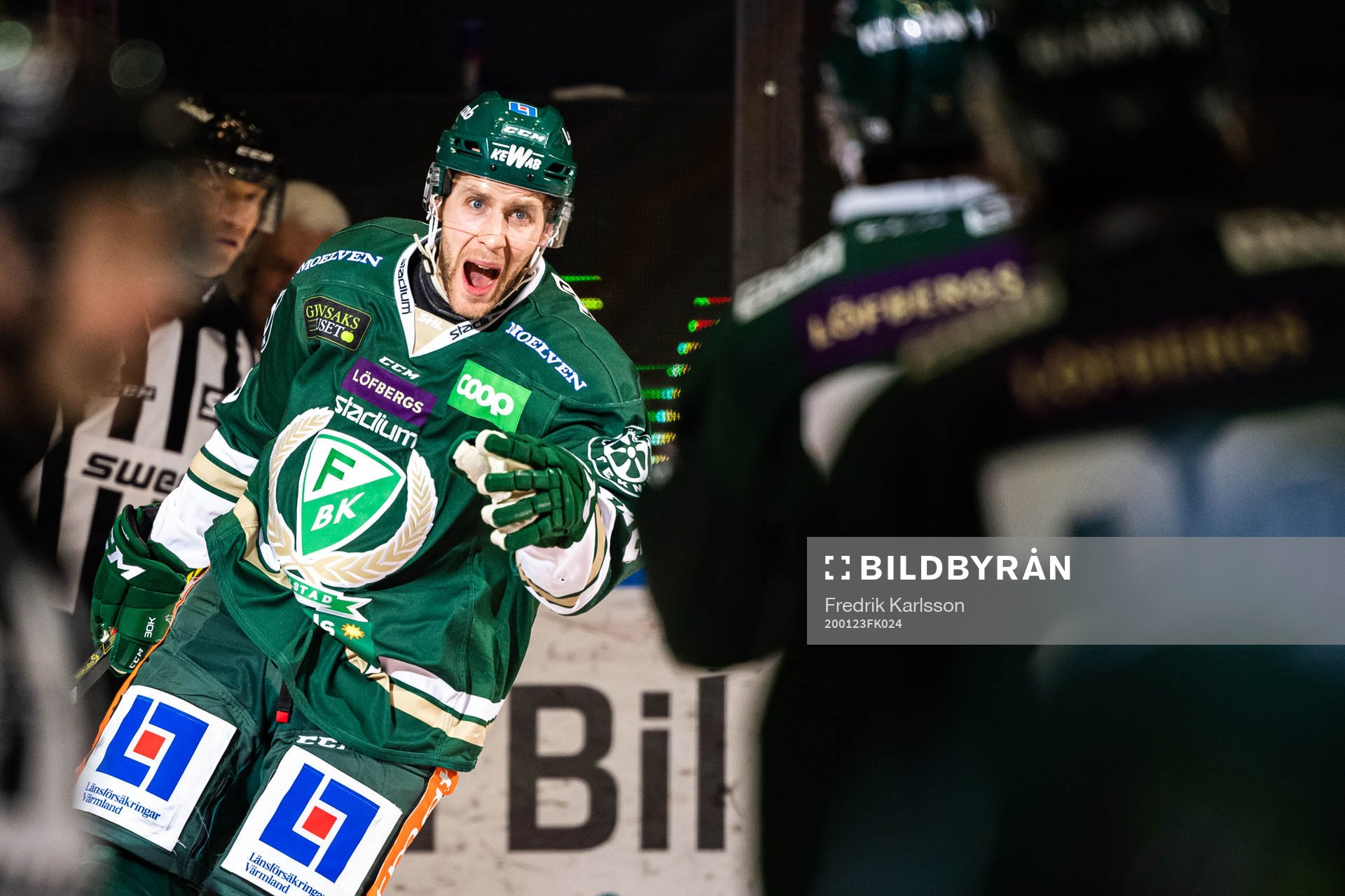 Färjestads Per Åslund jublar