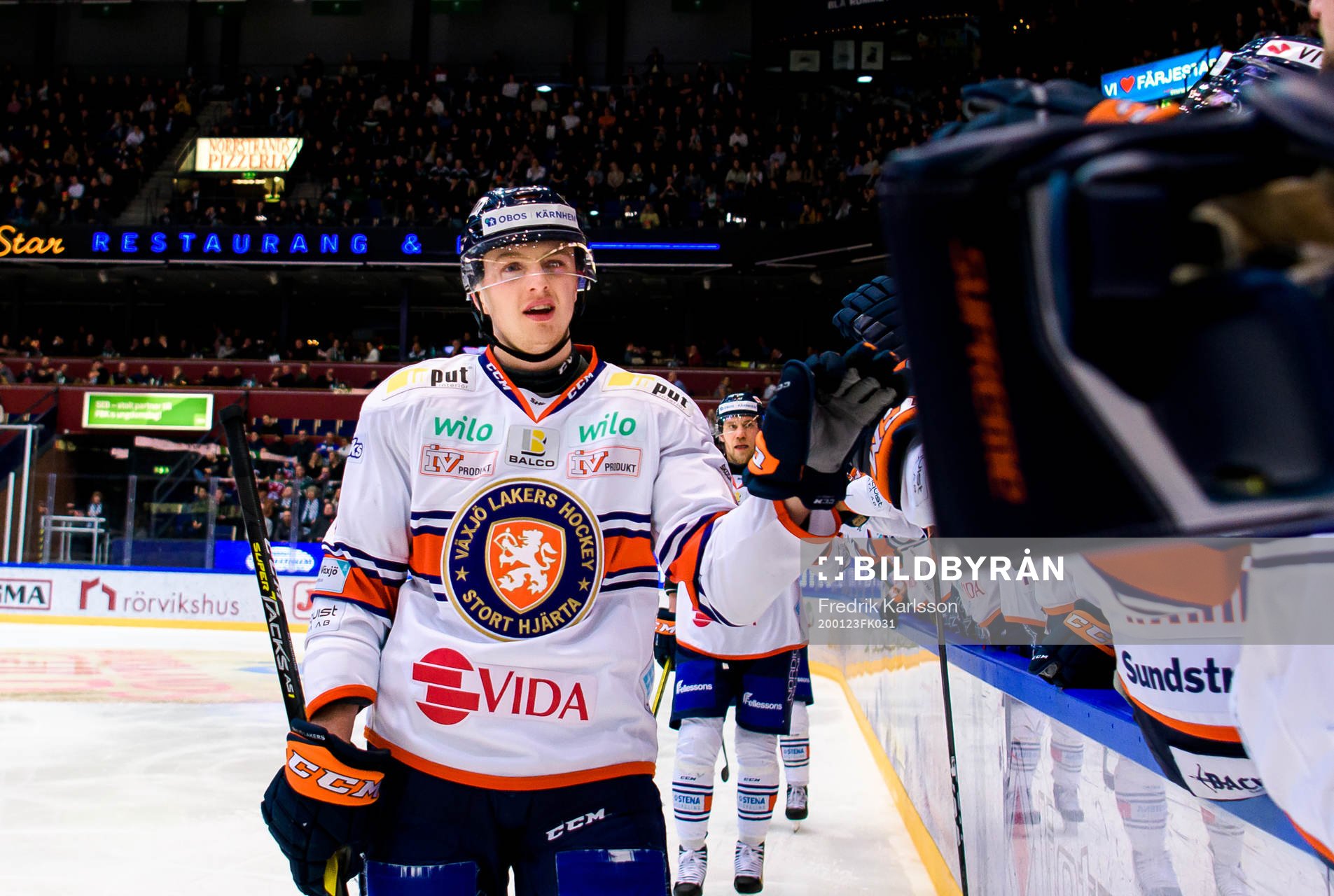 Växjös Linus Högberg jublar