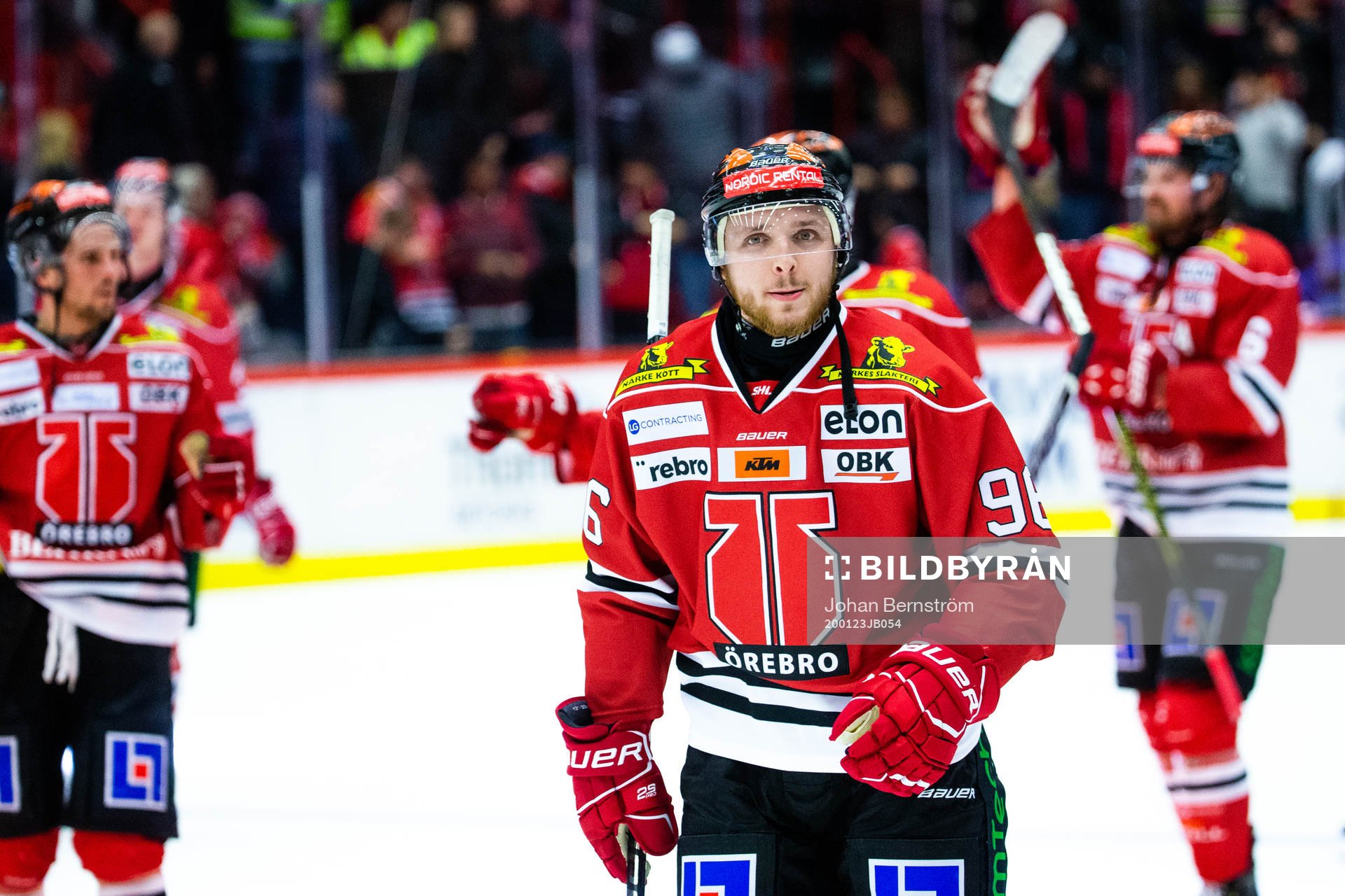 Örebros Robin Kovacs jublar