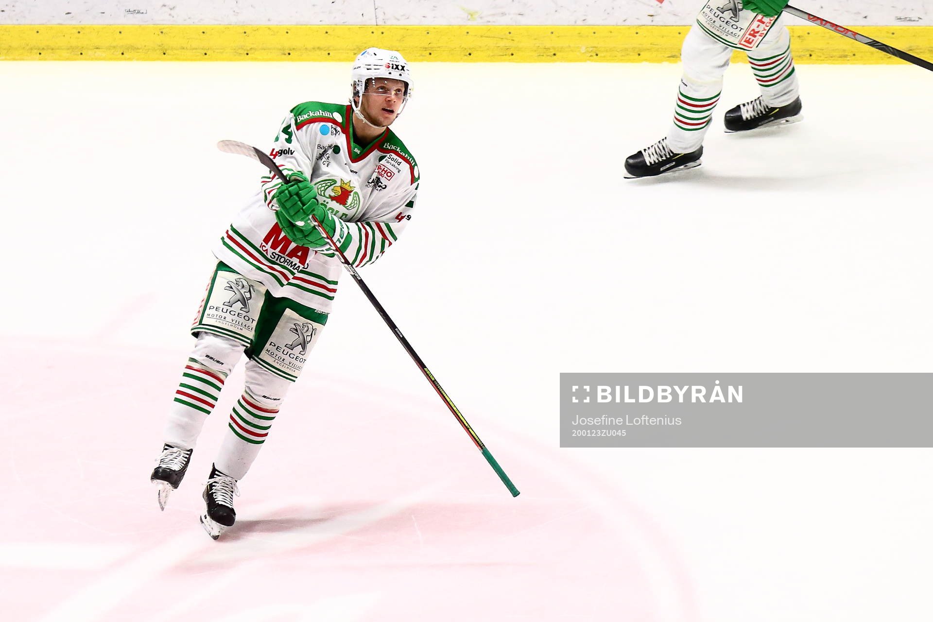 Rögles Kevin Wennström jublar