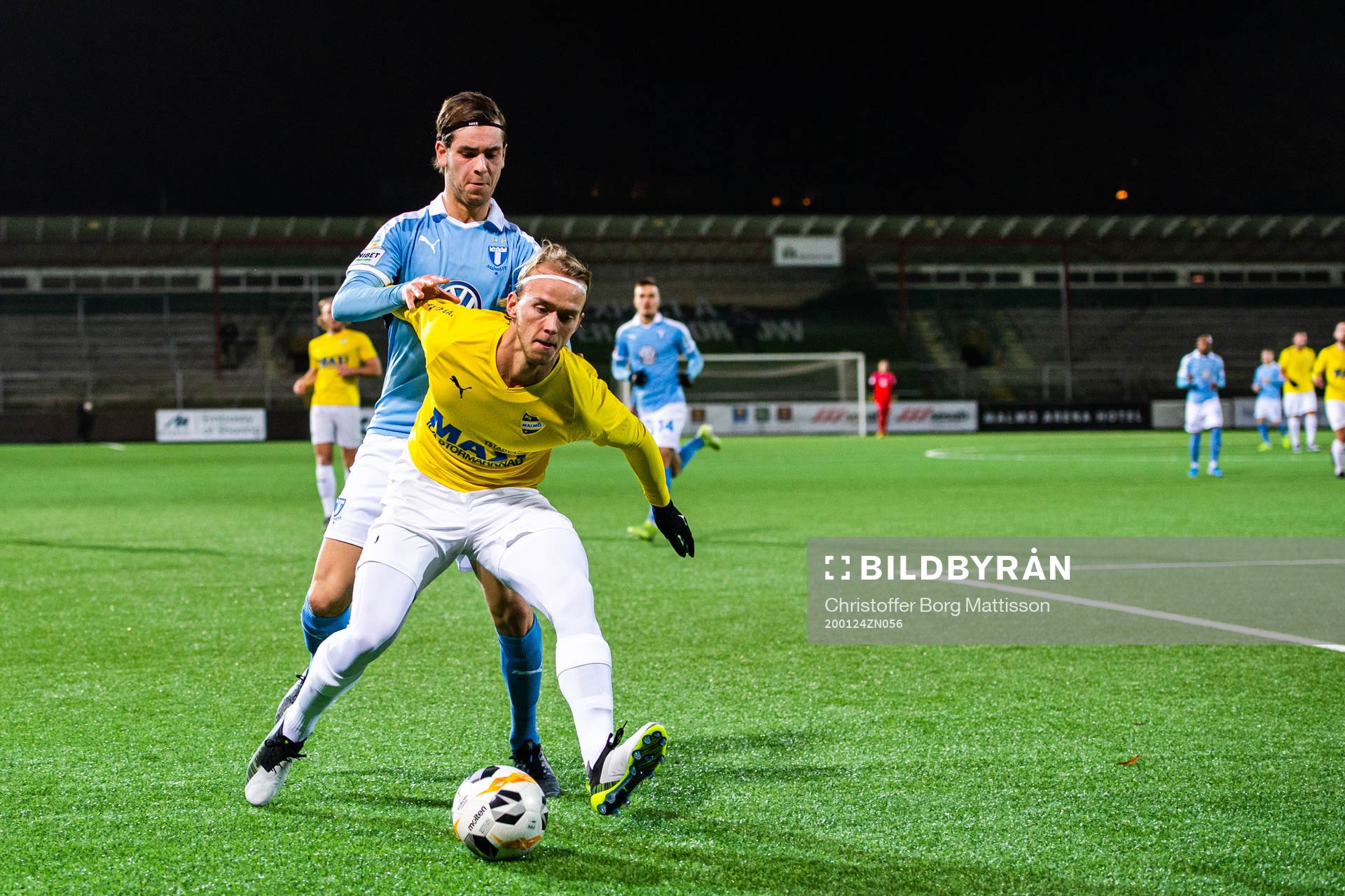 Malmö FFs Adi Nalic och IFK Malmös Philip Persson Lundgren