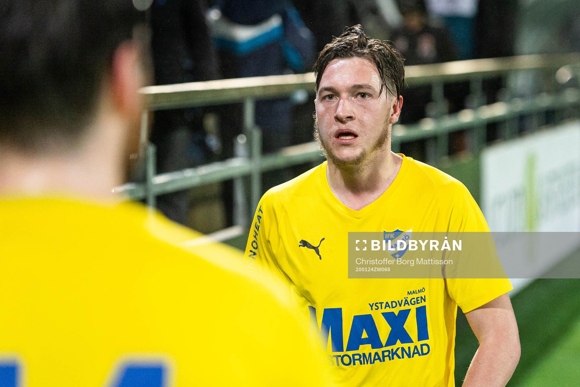 IFK Malmös Dennis Rickbo deppar