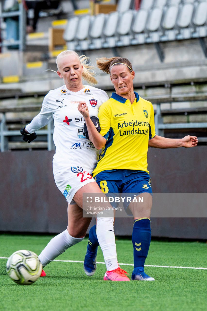 Rosengårds Sofie Svava mot Brøndbys spelare