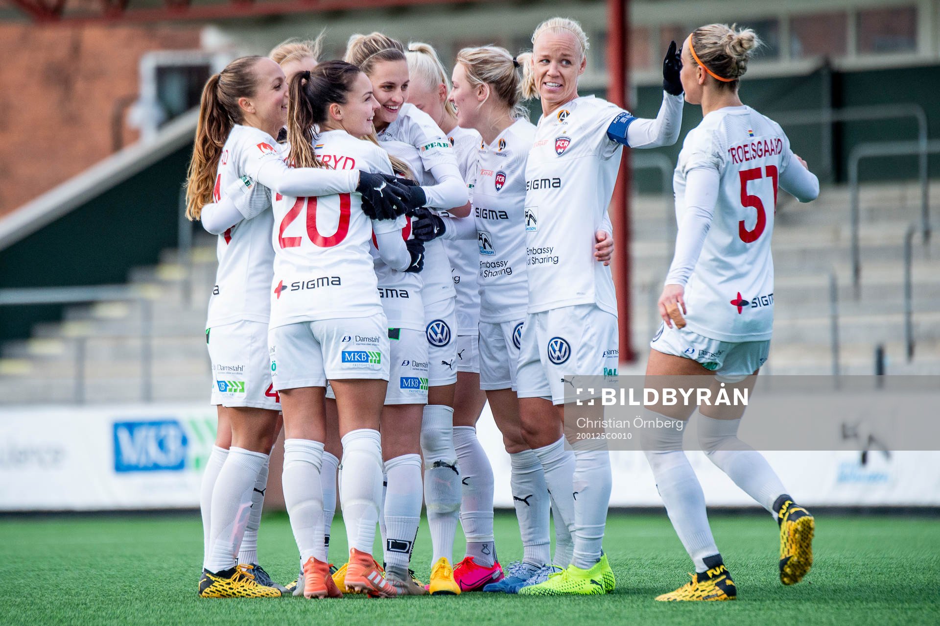 Rosengårds spelare jublar