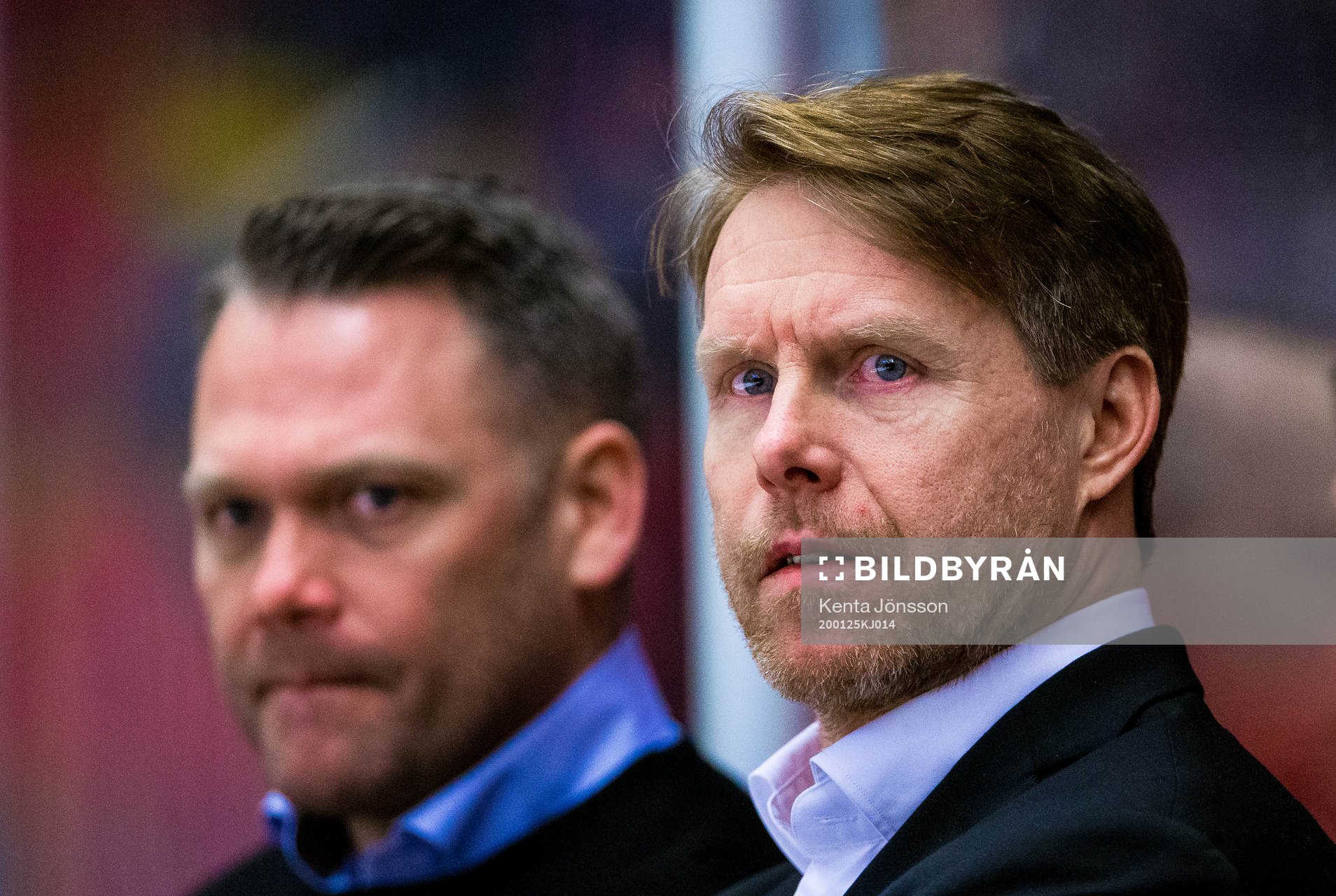Brynäs assisterande tränare Mikael Holmqvist (v) och