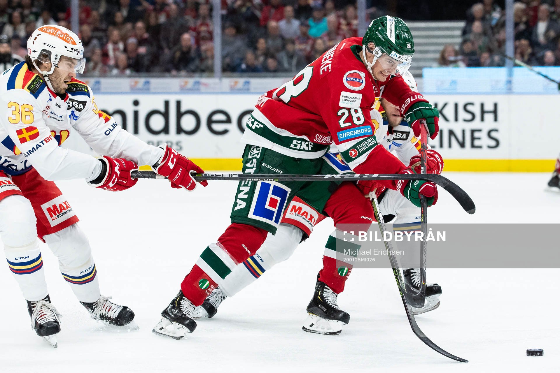 Frölundas Johan Sundström mot Malmö Redhawks Matias