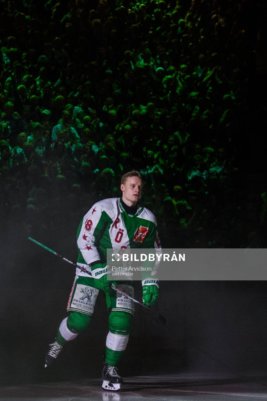 Rögles Anton Bengtsson gör entré