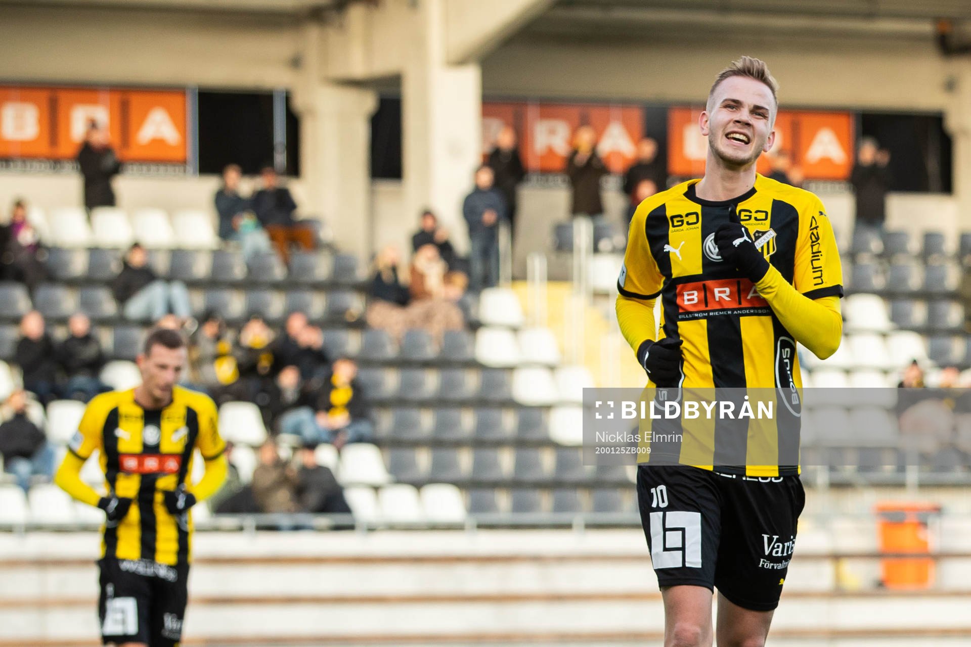 Häckens Jasse Tuominen jublar