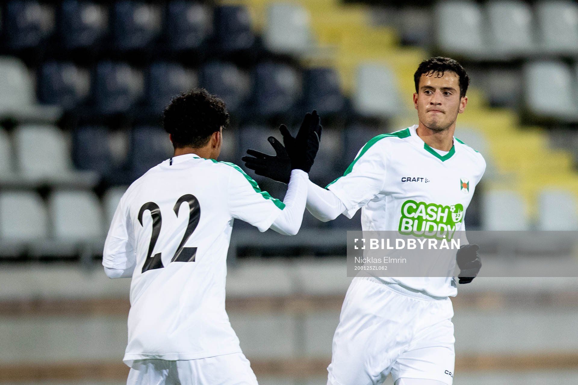 Varbergs Astrit Seljmani och Keanin Ayer Boya jublar efter 1-0 målet under träningsmatchen i fotboll mellan GAIS och Varberg den 25 januari 2020 i Göteborg.