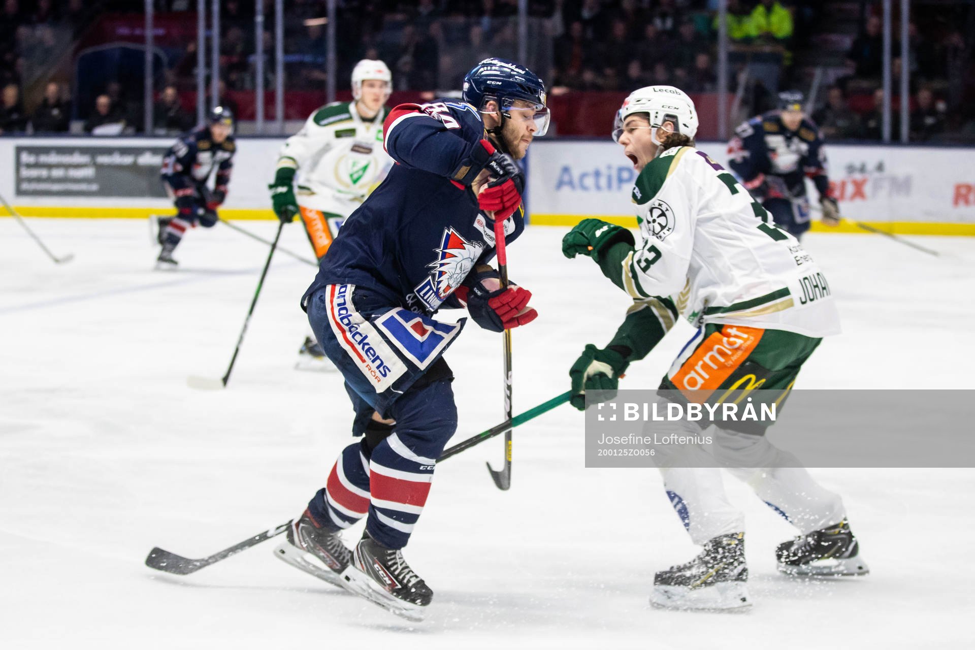 Linköpings Jimmy Andersson och Färjestads Albert Johansson
