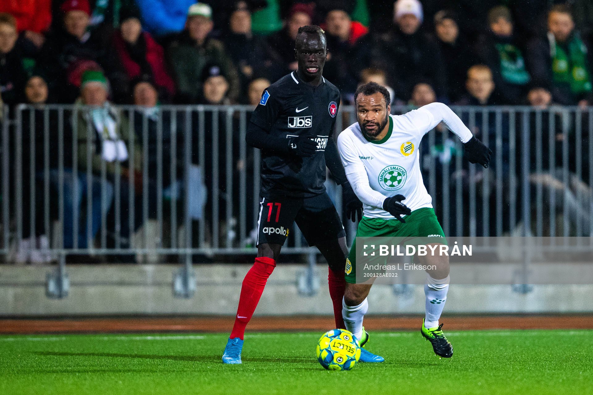 Midtjyllands Awer Mabil och Hammarbys Serge-Junior