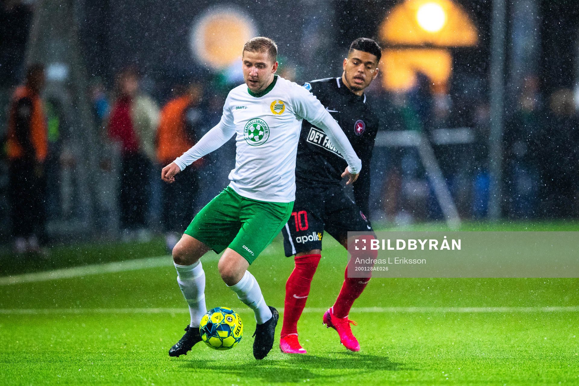 Hammarbys Darijan Bojanic och Midtjyllands Evander