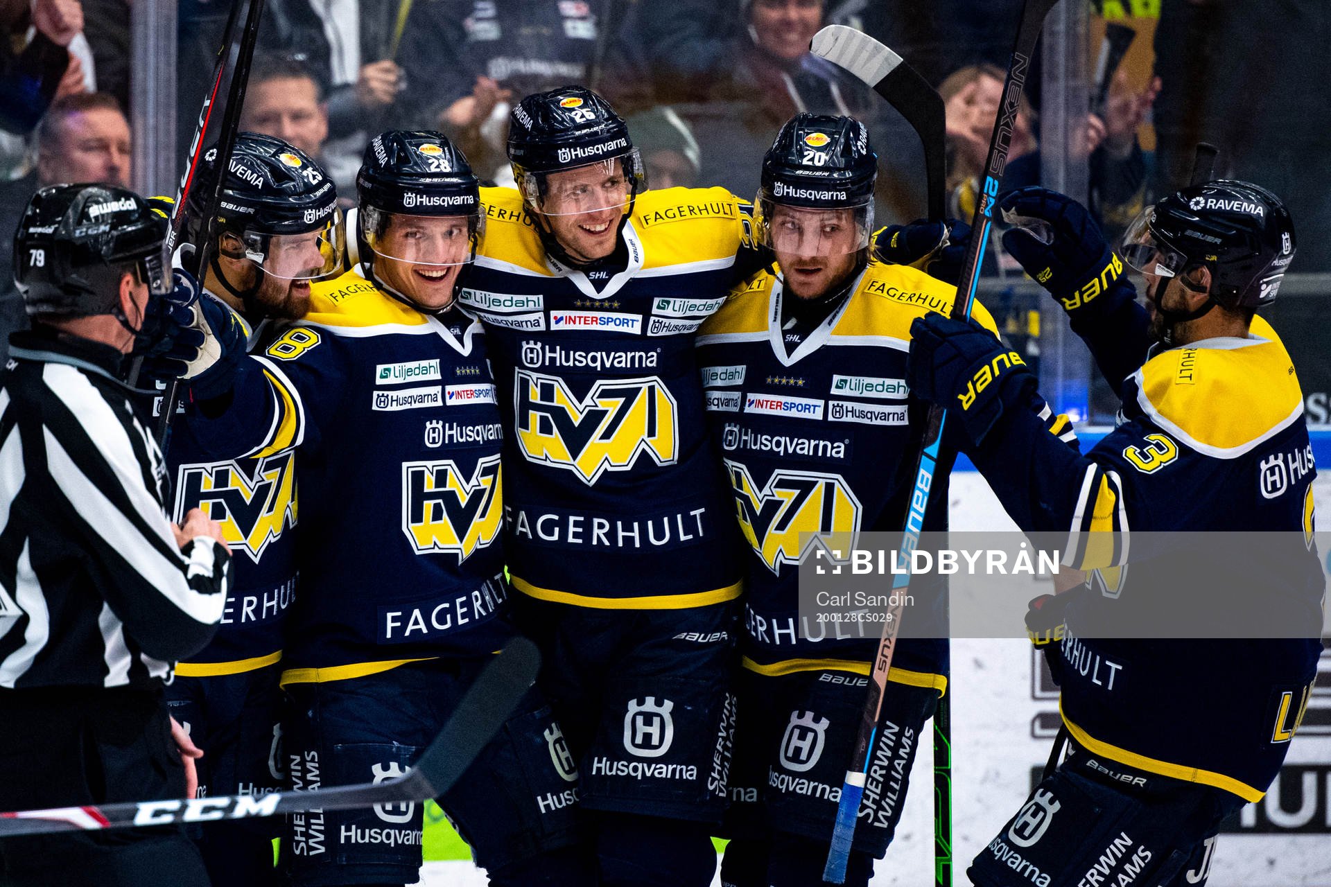 s Axel Holmström , Alexander Bergström , Linus Sandin och