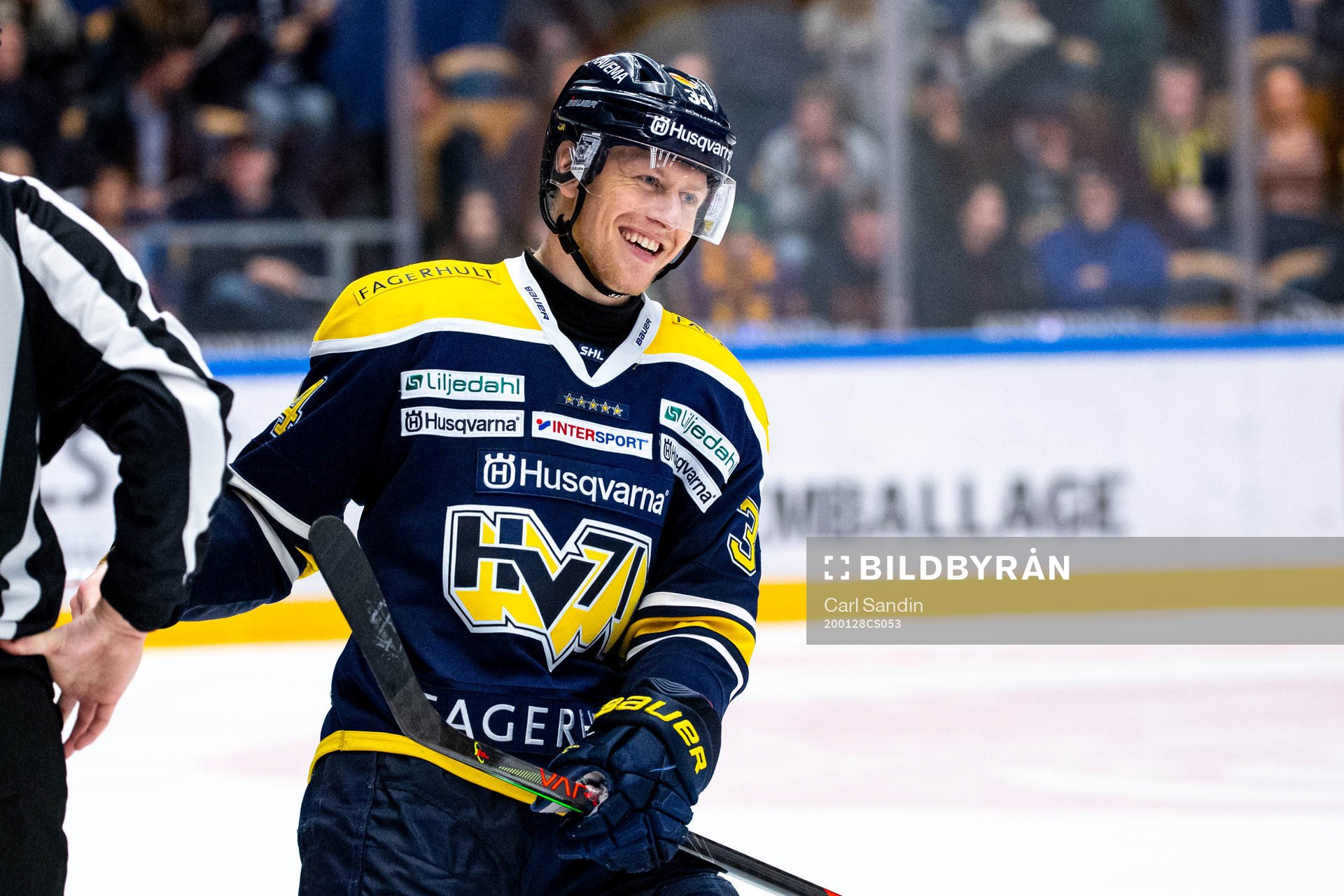 s Jesper Williamsson jublar