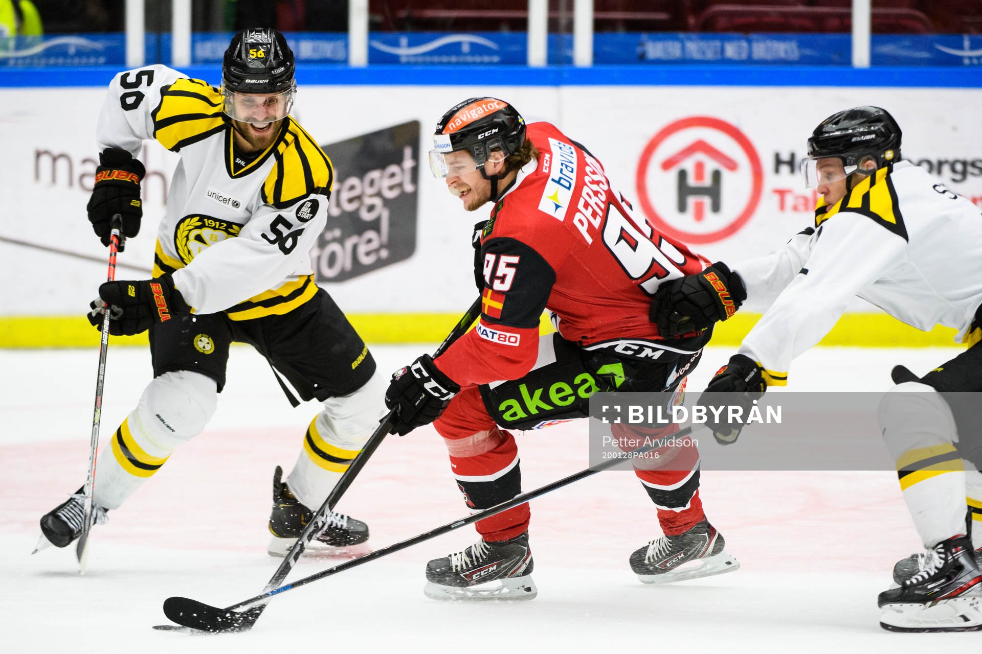 Malmö Redhawks Carl Persson mot Brynäs Jonathan Sigalet