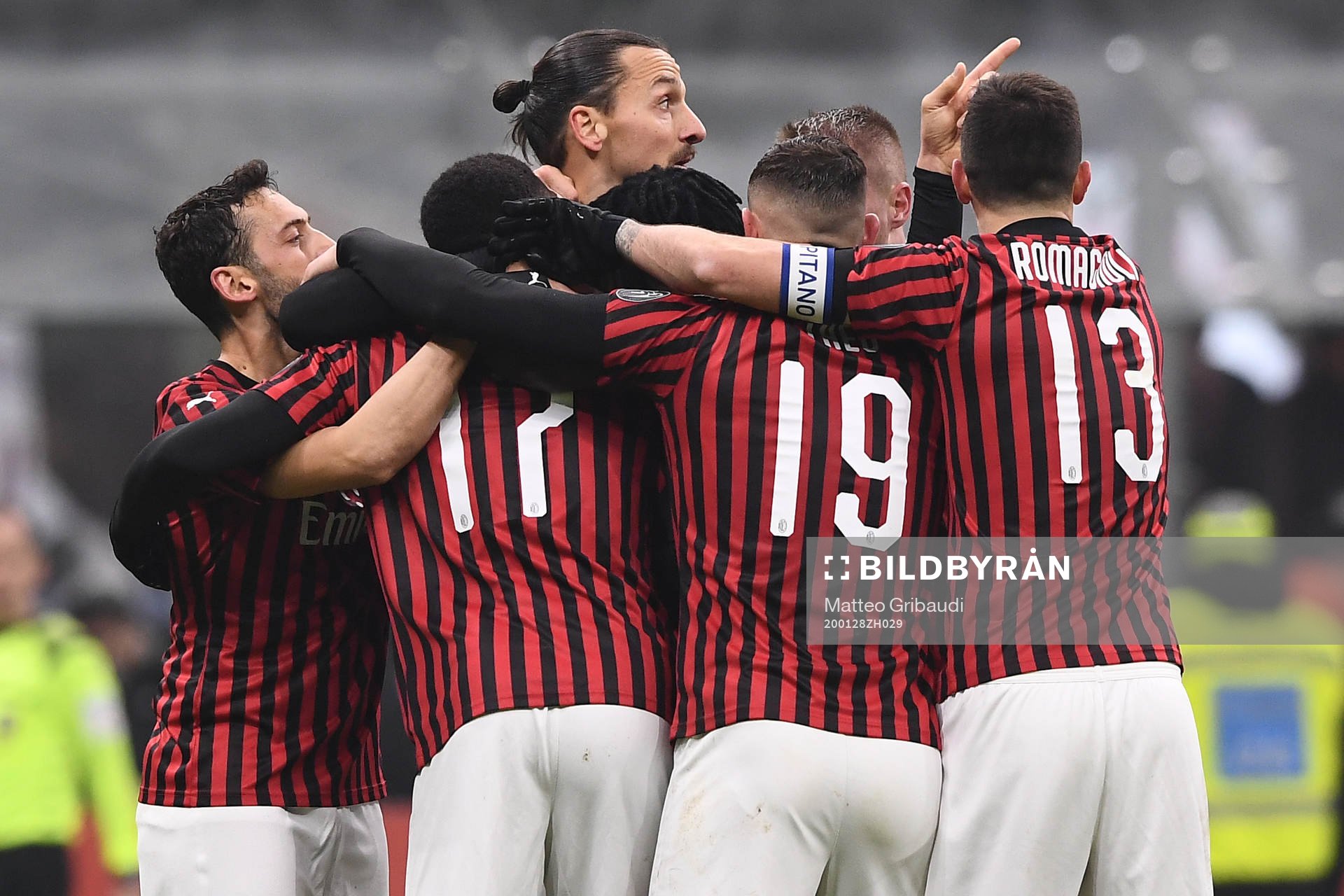 Zlatan Ibrahimovic of Milan celebrates