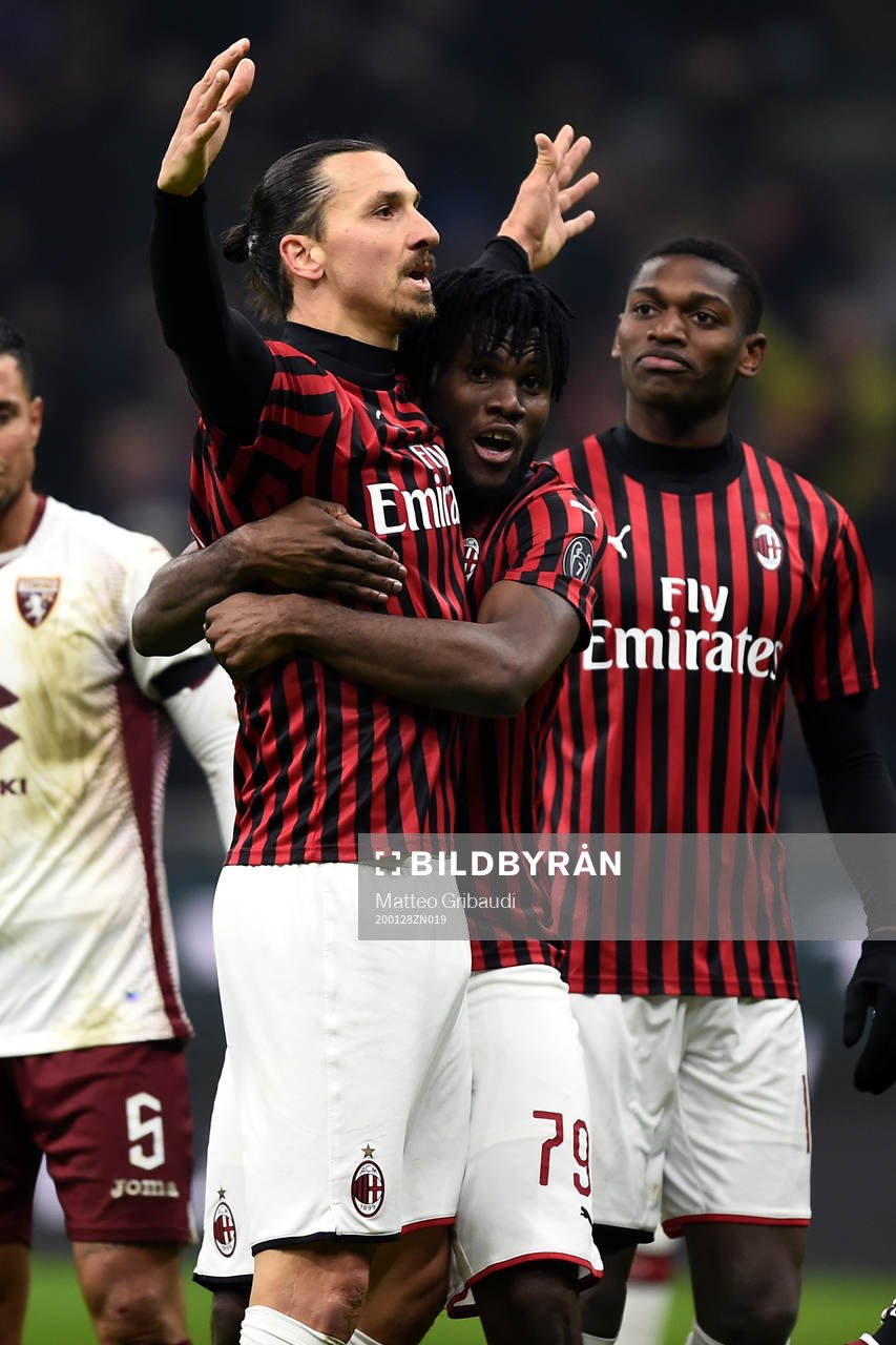 Zlatan Ibrahimovic of Milan celebrates