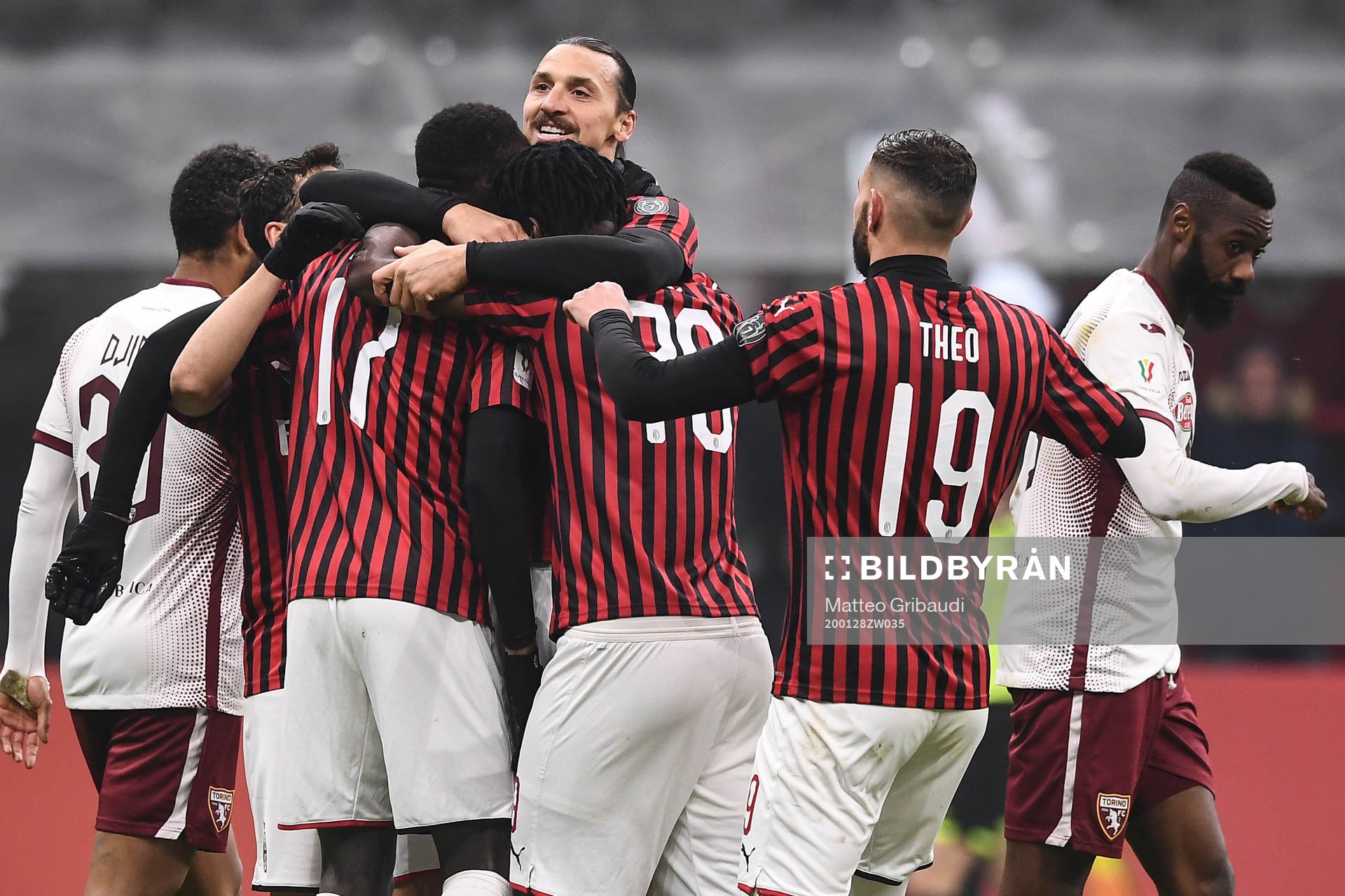 Zlatan Ibrahimovic of Milan celebrates