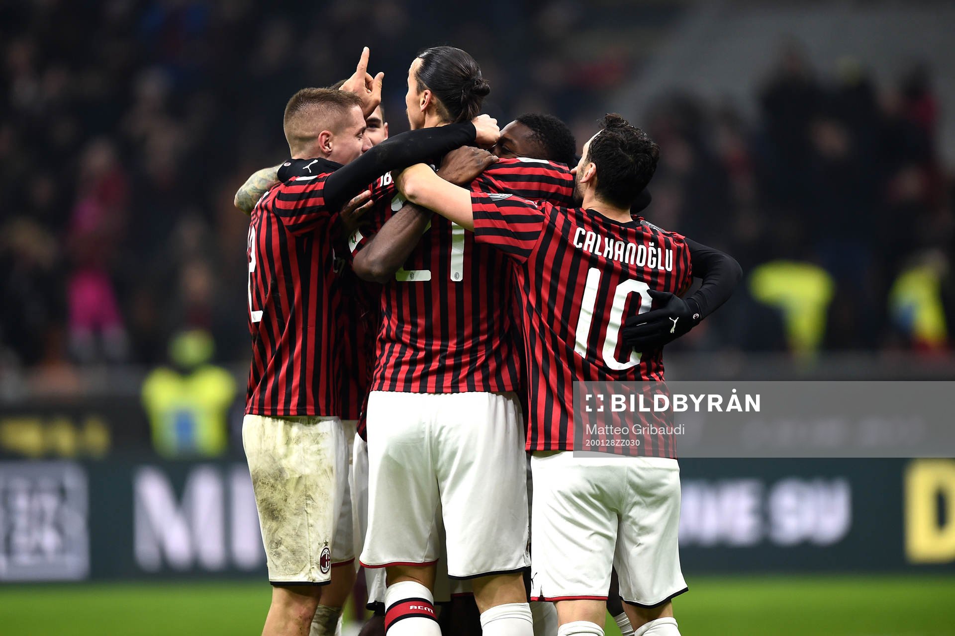 Zlatan Ibrahimovic of Milan celebrates
