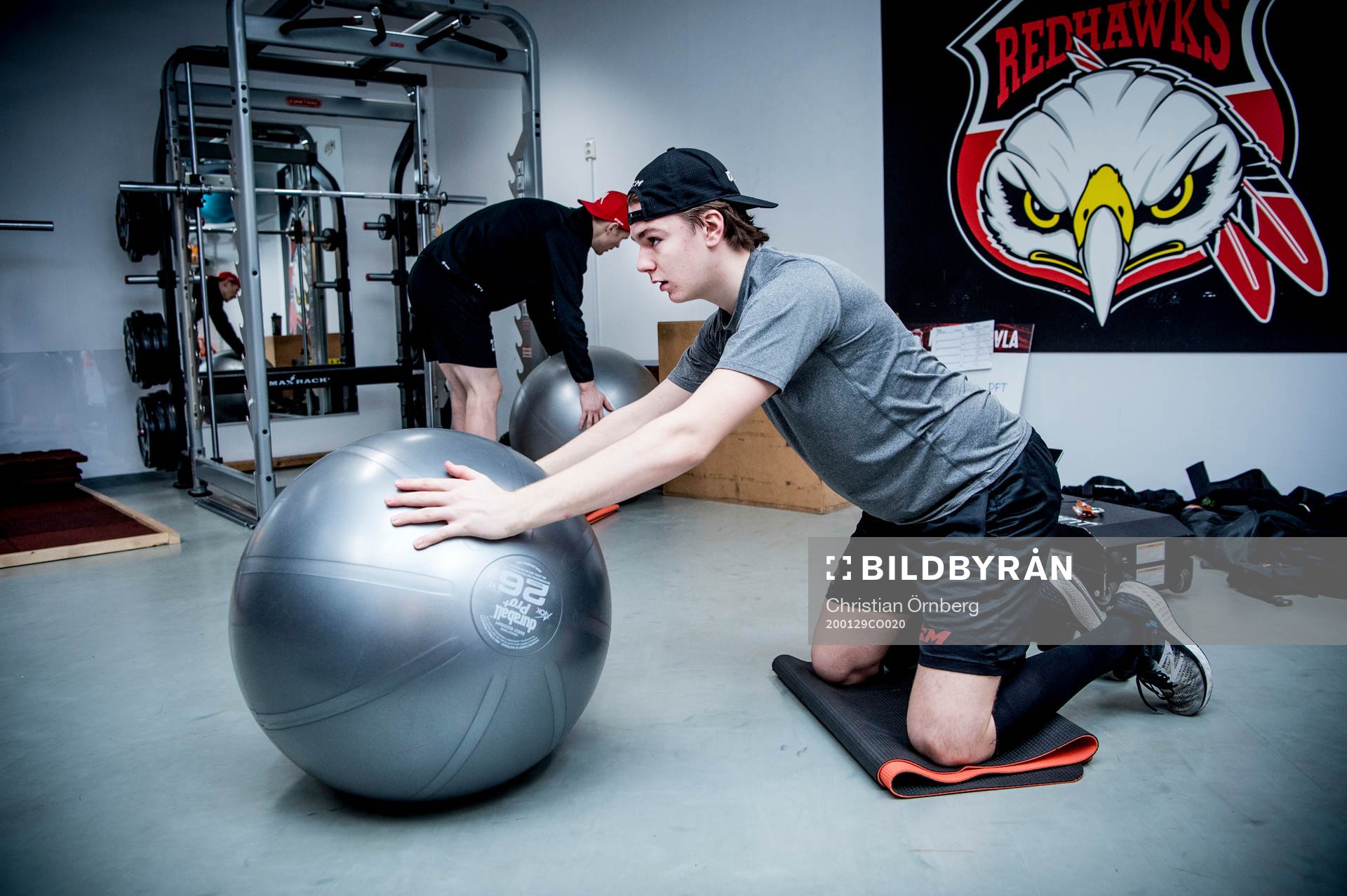 Ishockeyspelaren Helge Grans i gymmet
