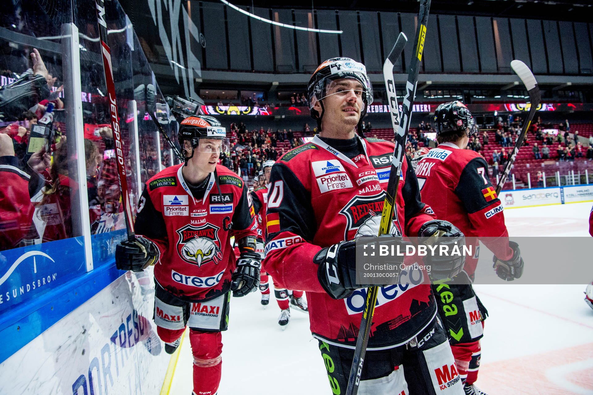 Malmö Redhawks Fredrik Händemark och Henrik Hetta jublar