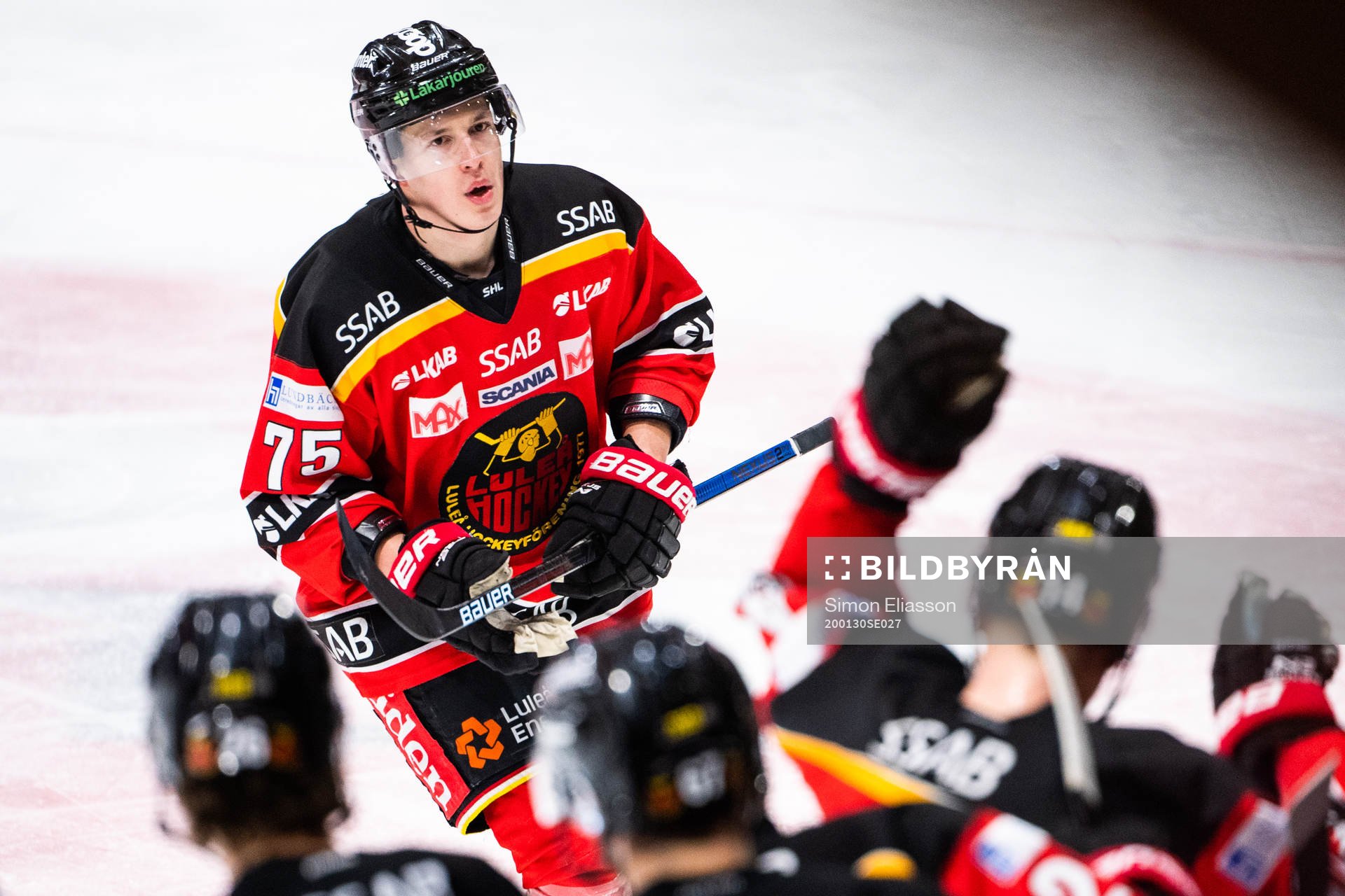 Luleås Arttu Ilomäki jublar