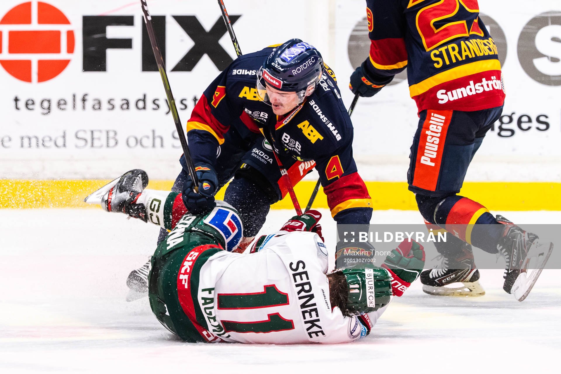 Djurgårdens Marcus Högström och Frölundas Samuel Fagemo