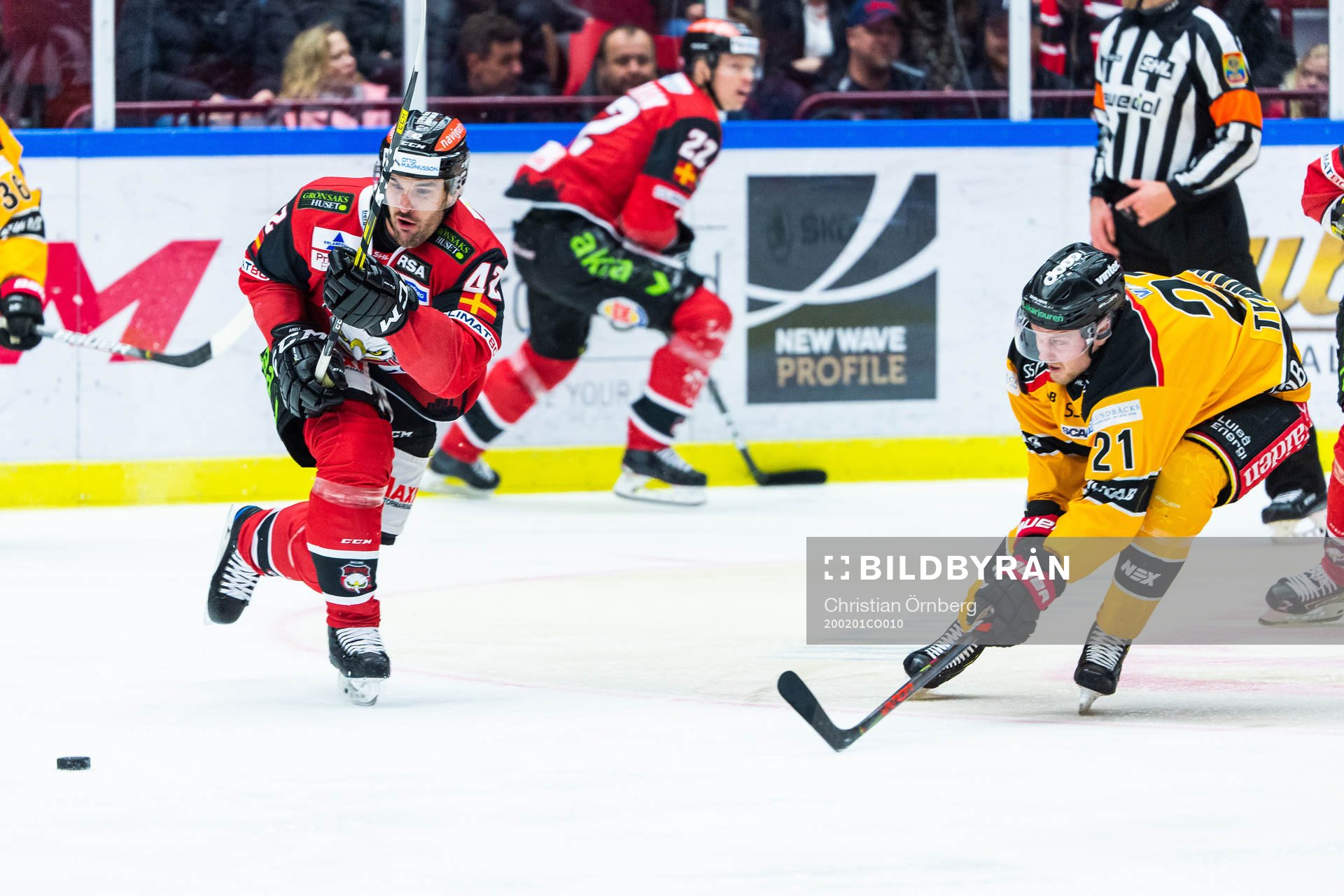 Malmö Redhawks Niklas Arell och Luleås Juhani Tyrväinen