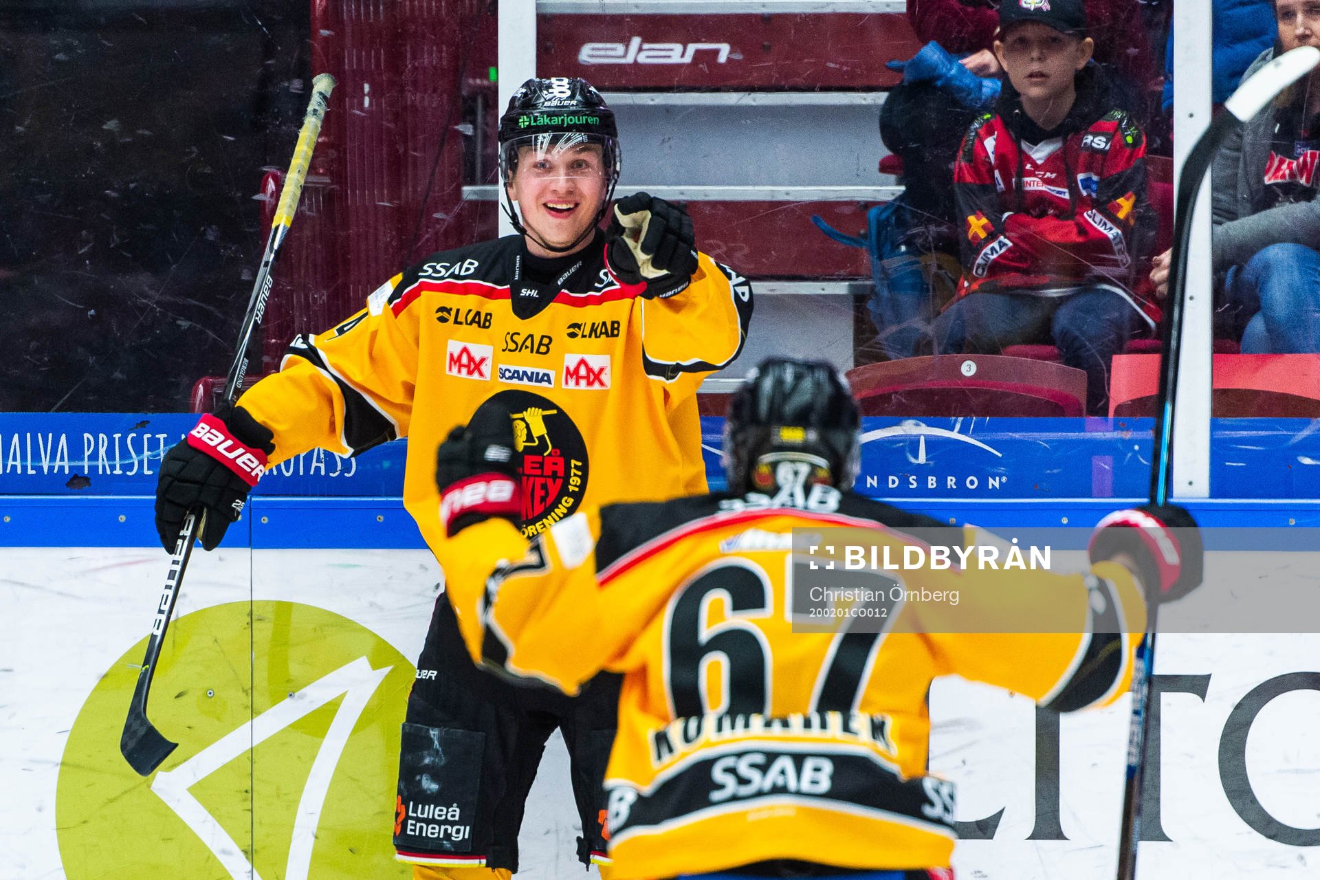 Luleås Jonas Berglund jublar