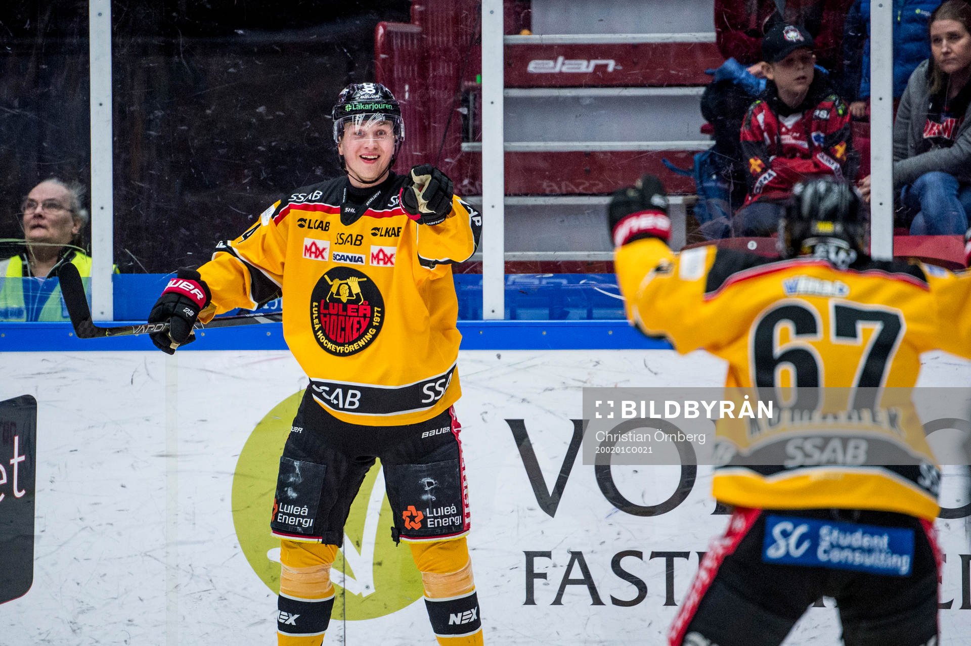 Luleås Jonas Berglund jublar