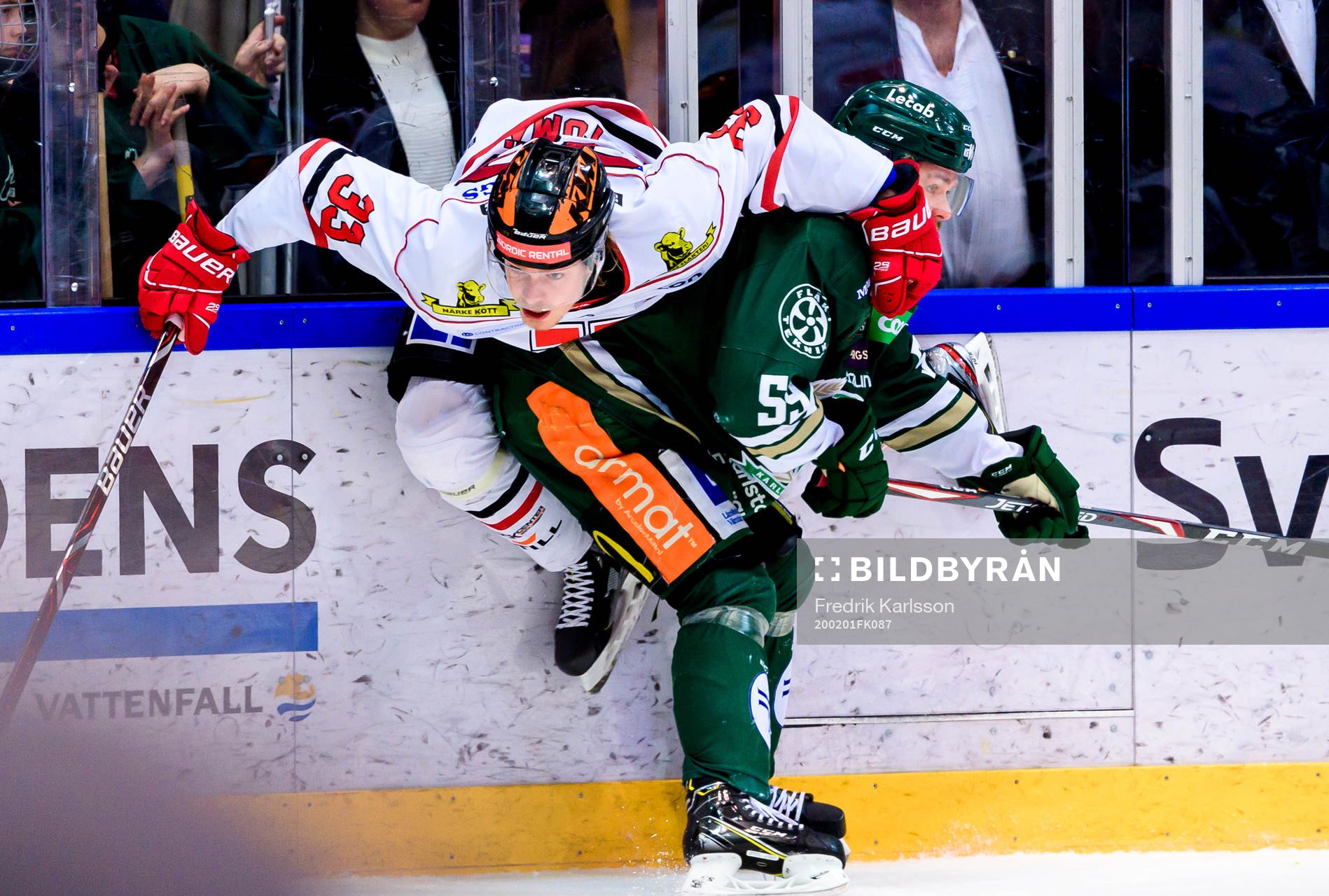 Örebros Christopher Mastomäki och Färjestads Linus