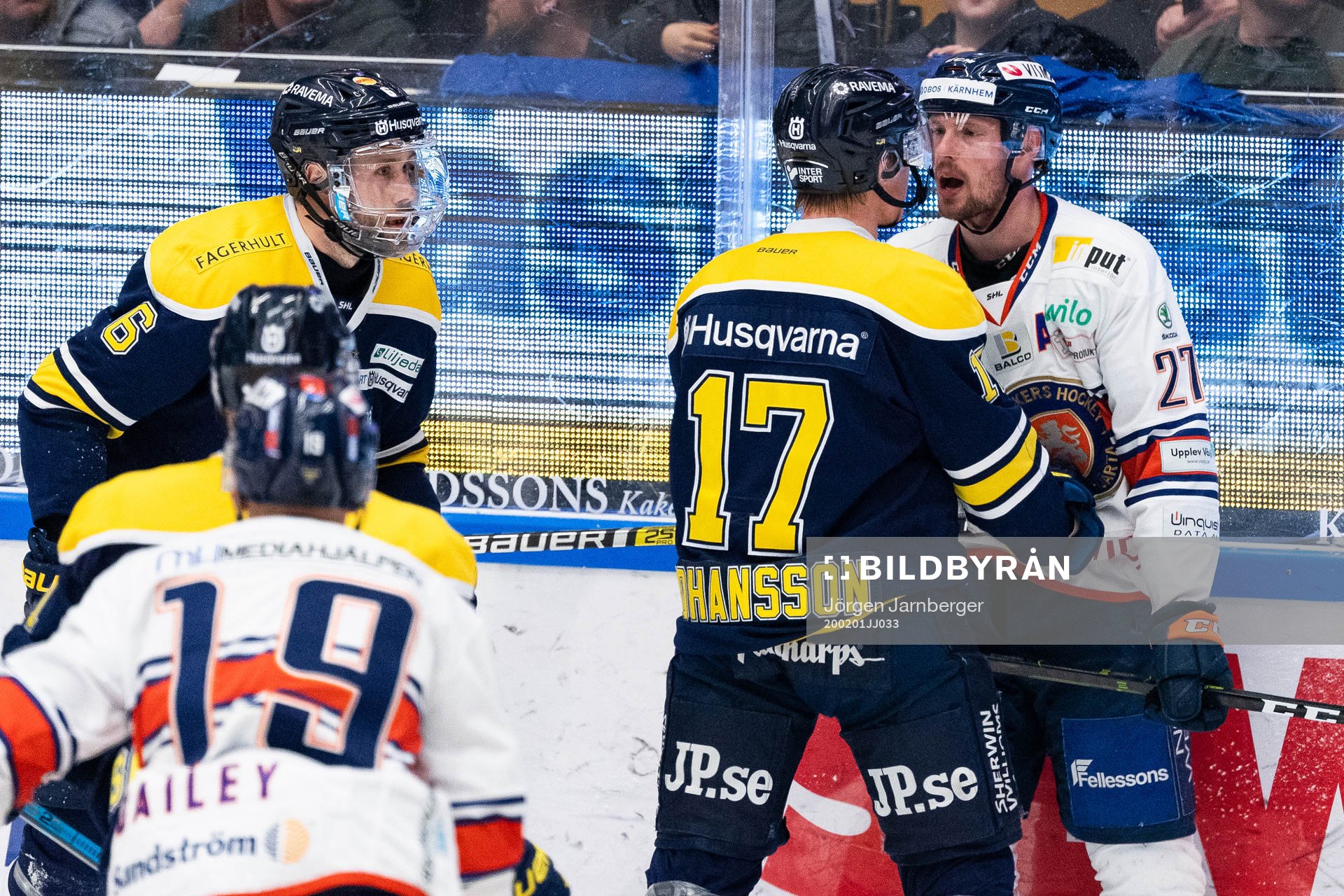 s Christoffer Persson och Emil Johansson med Växjös