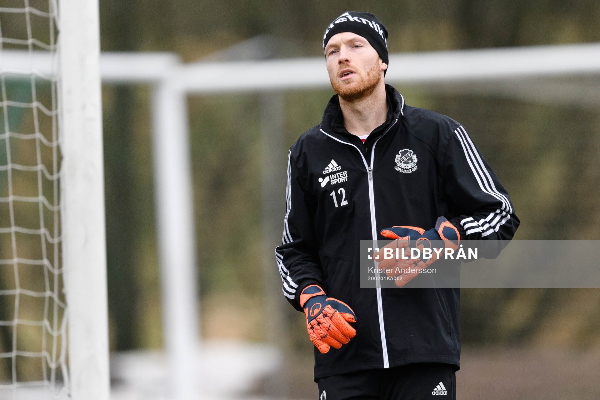 Lindomes målvakt Erik Dunåker före träningsmatchen i