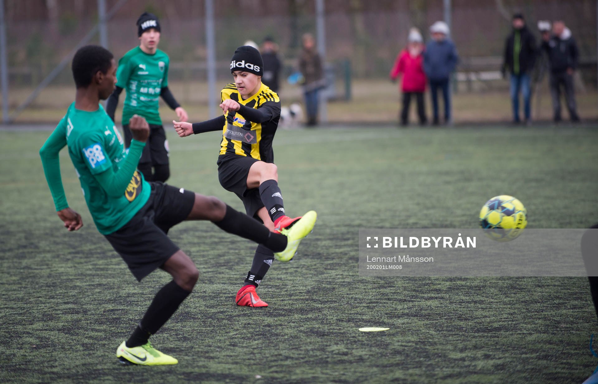 IFK Hässleholms Ali Reza Nazari i matchen i Vintercupen