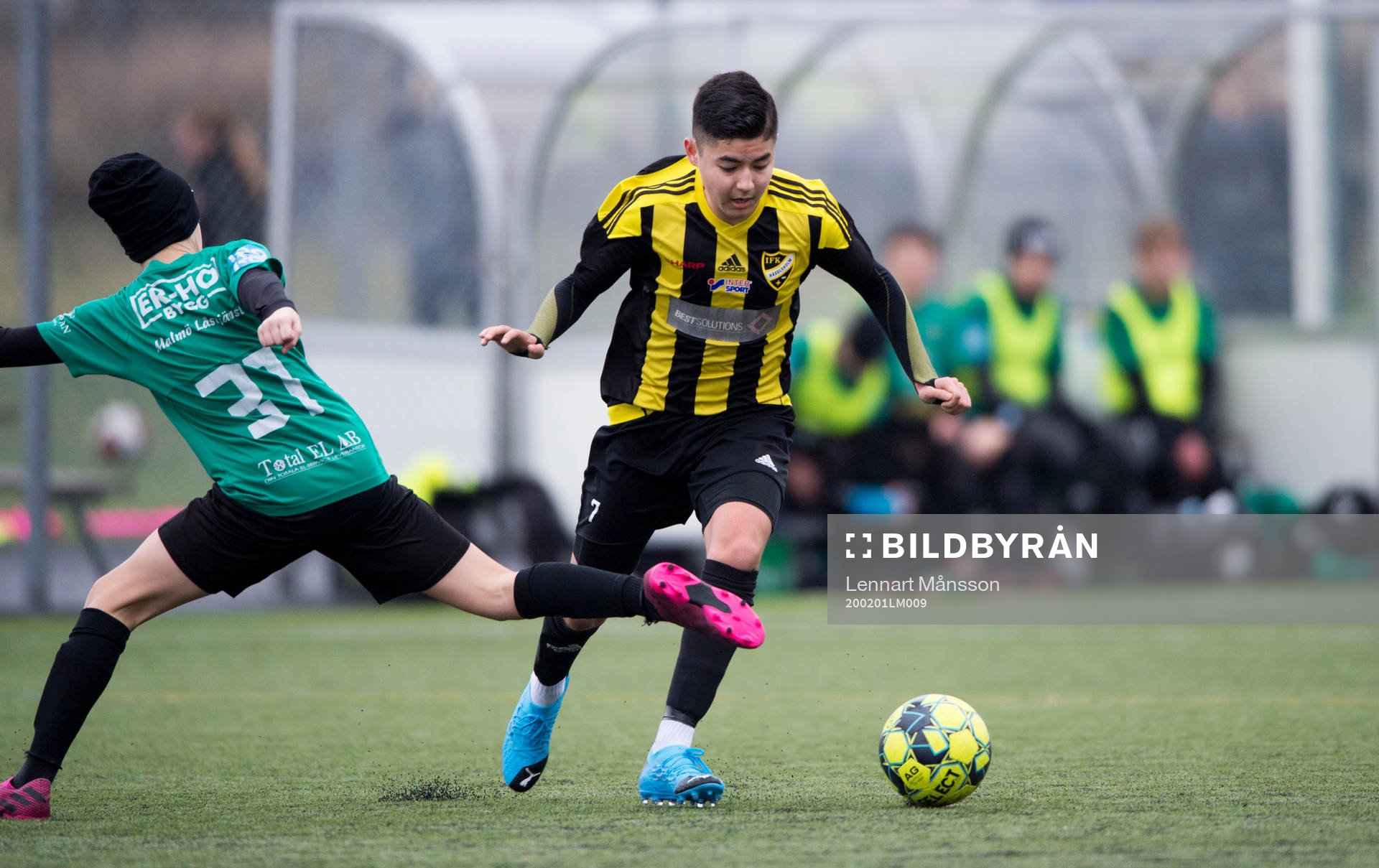 IFK Hässleholms Ali Reza Nazari i matchen i Vintercupen