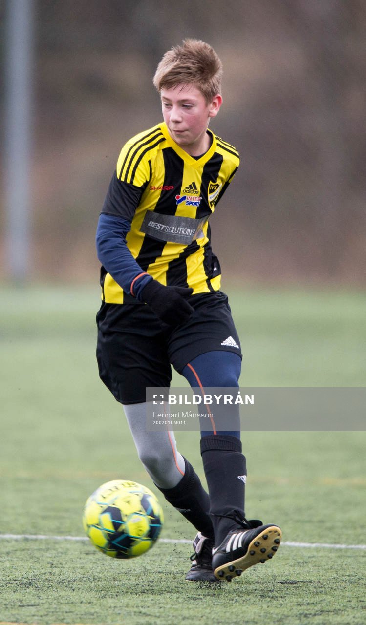 IFK Hässleholms Ali Reza Nazari i matchen i Vintercupen