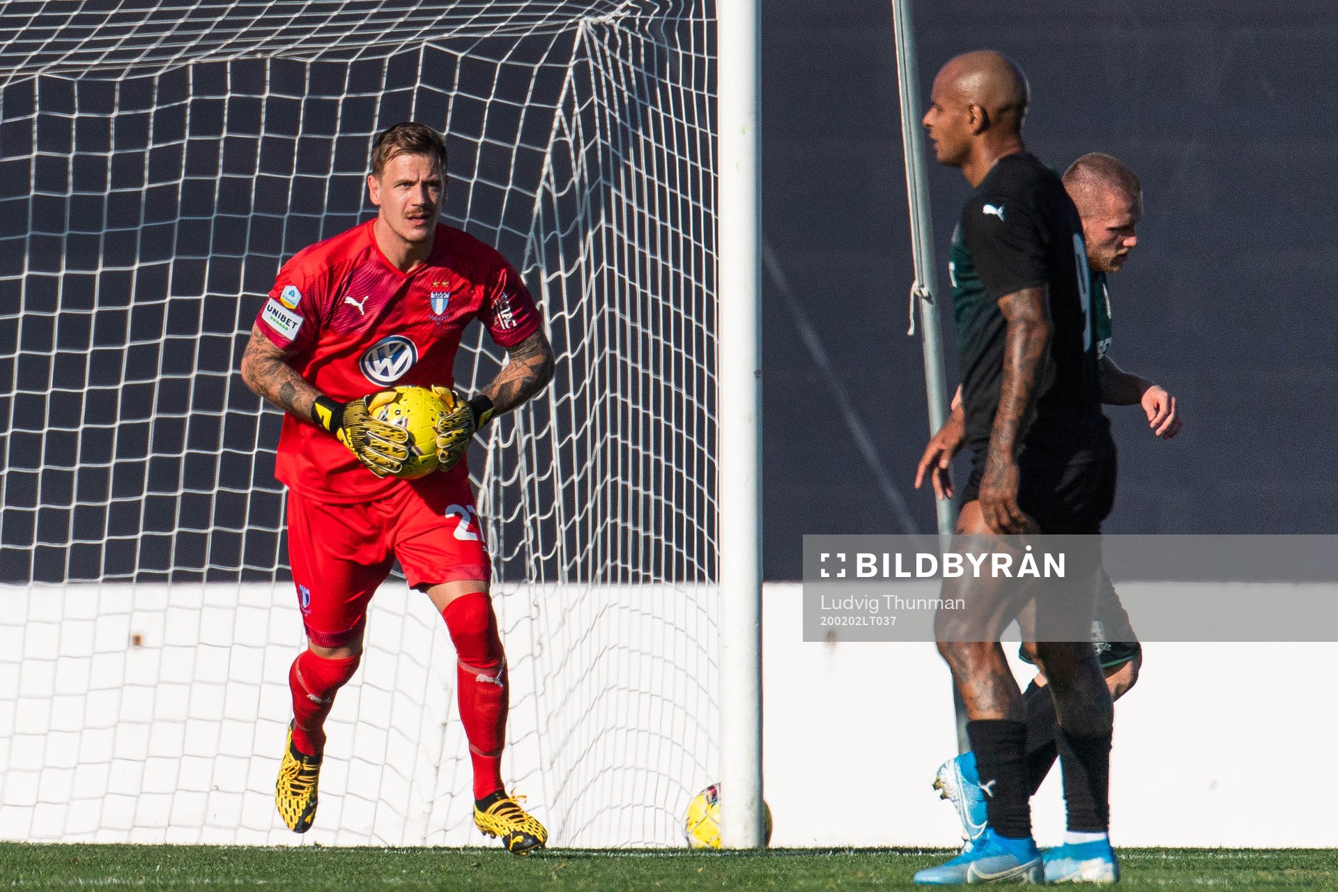 Goalkeeper Johan Dahlin of Malmö FF