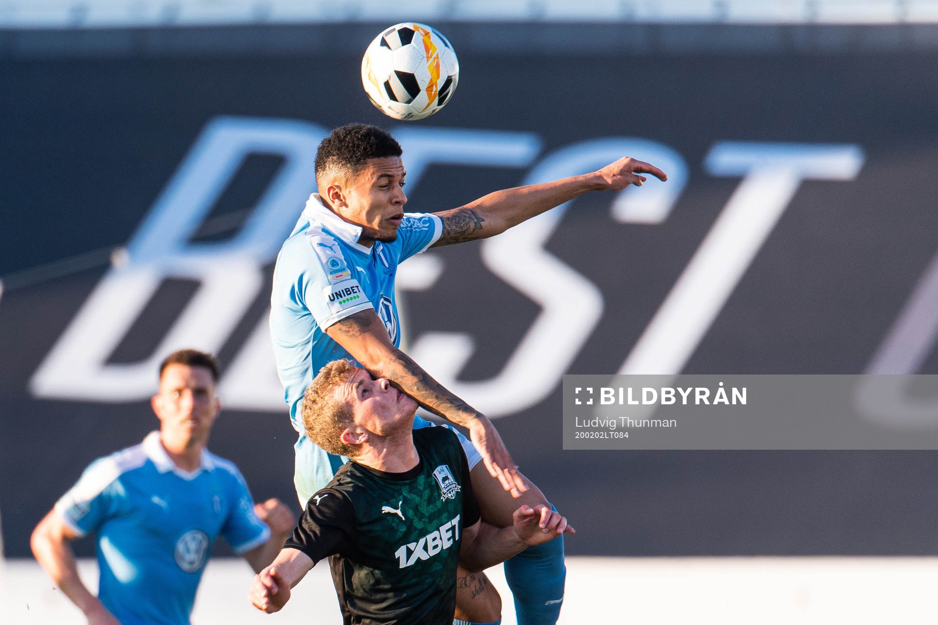 Romain Gall of Malmö FF and Cristian Ramírez of Krasnodar
