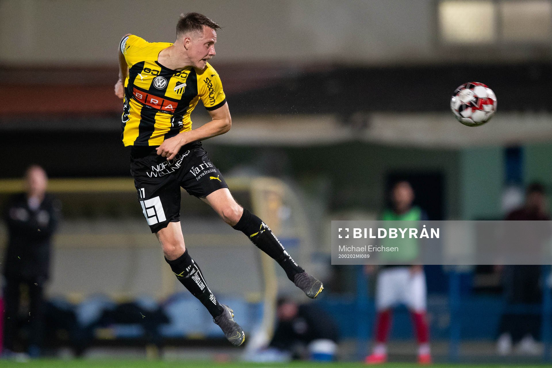Häckens Viktor Lundberg med en nick