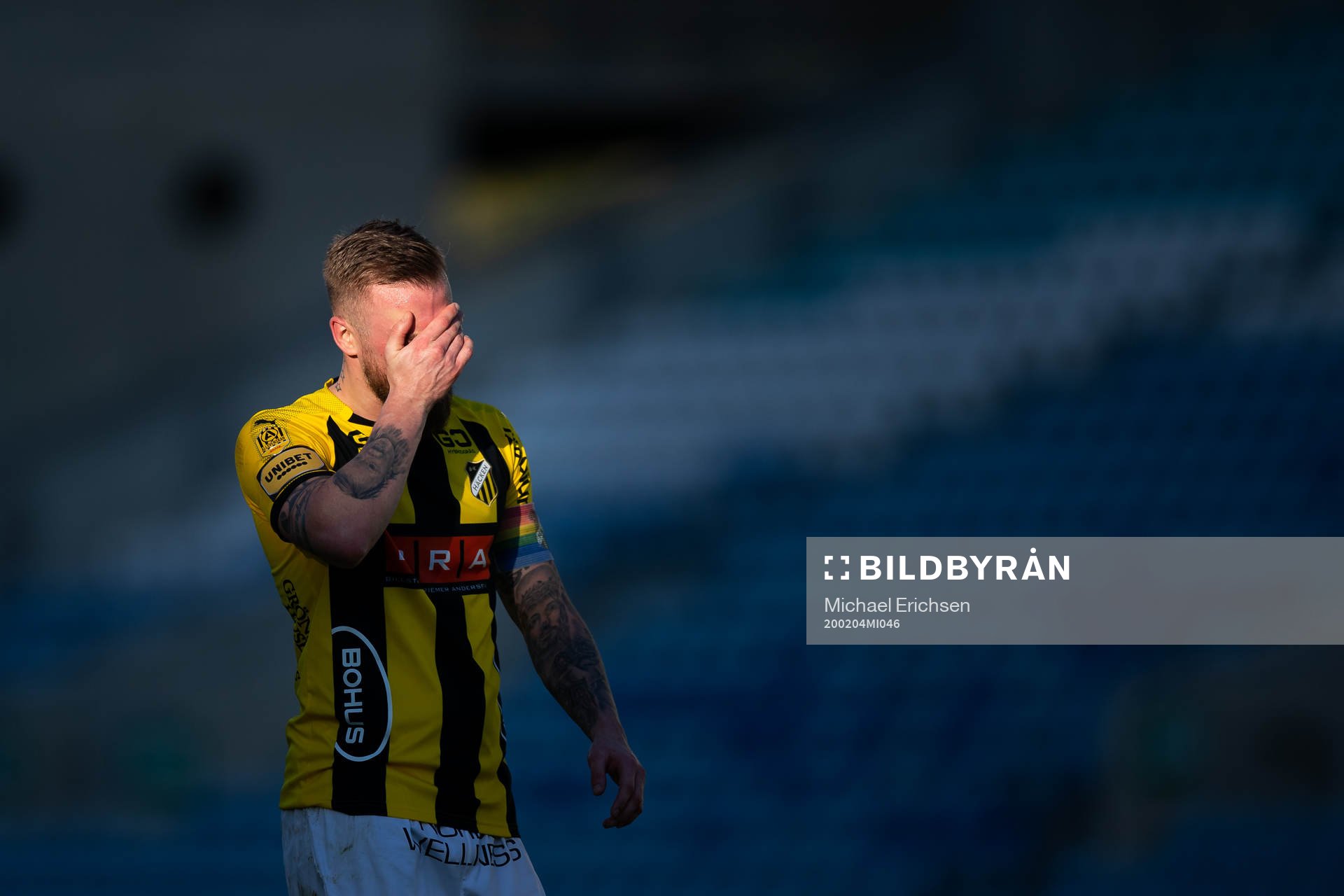 Alexander Faltsetas of Häcken look dejected