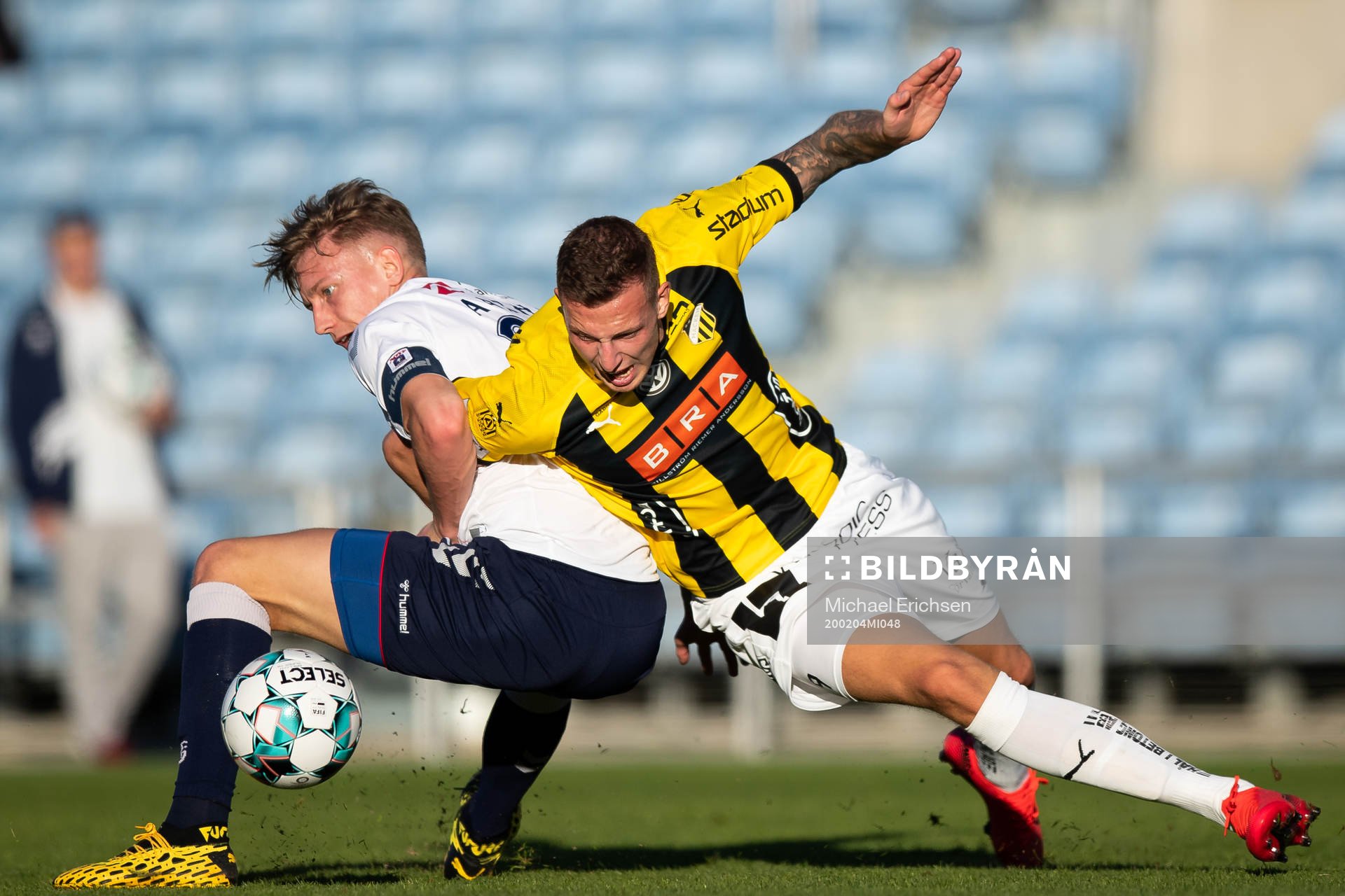 Sebastian Hausner of Aarhus and Gustaf Nilsson of Häcken