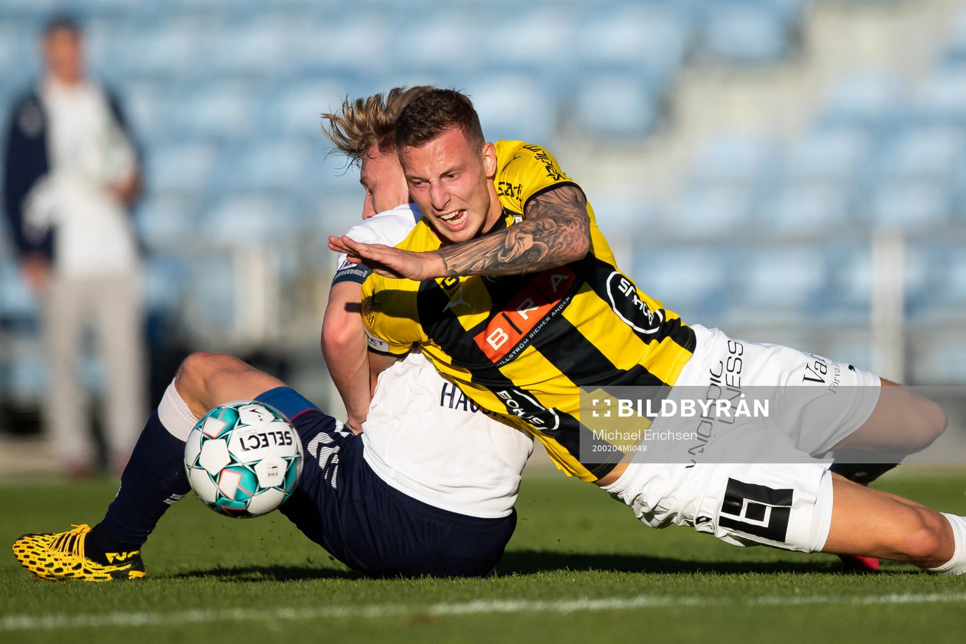 Sebastian Hausner of Aarhus and Gustaf Nilsson of Häcken