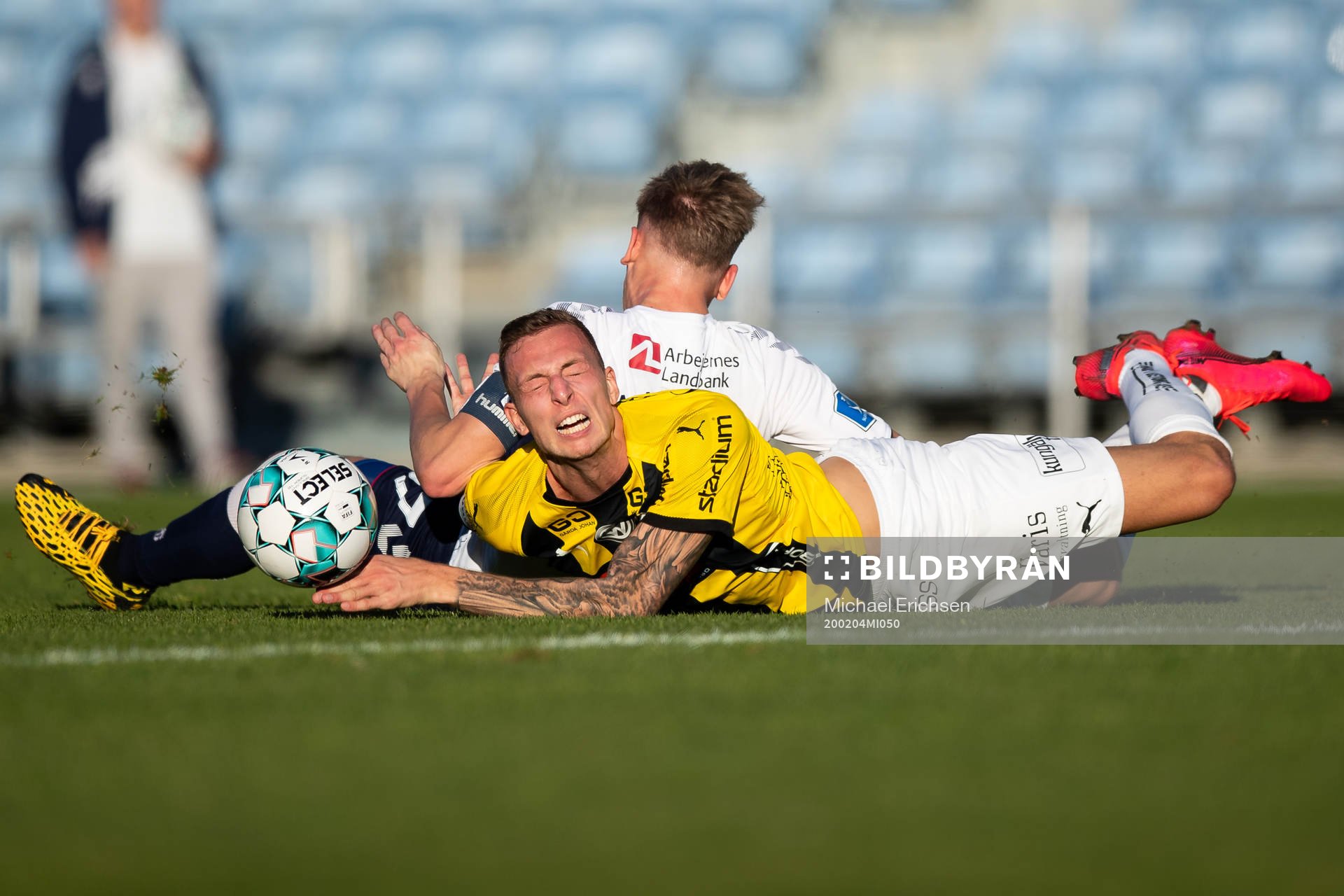 Sebastian Hausner of Aarhus and Gustaf Nilsson of Häcken
