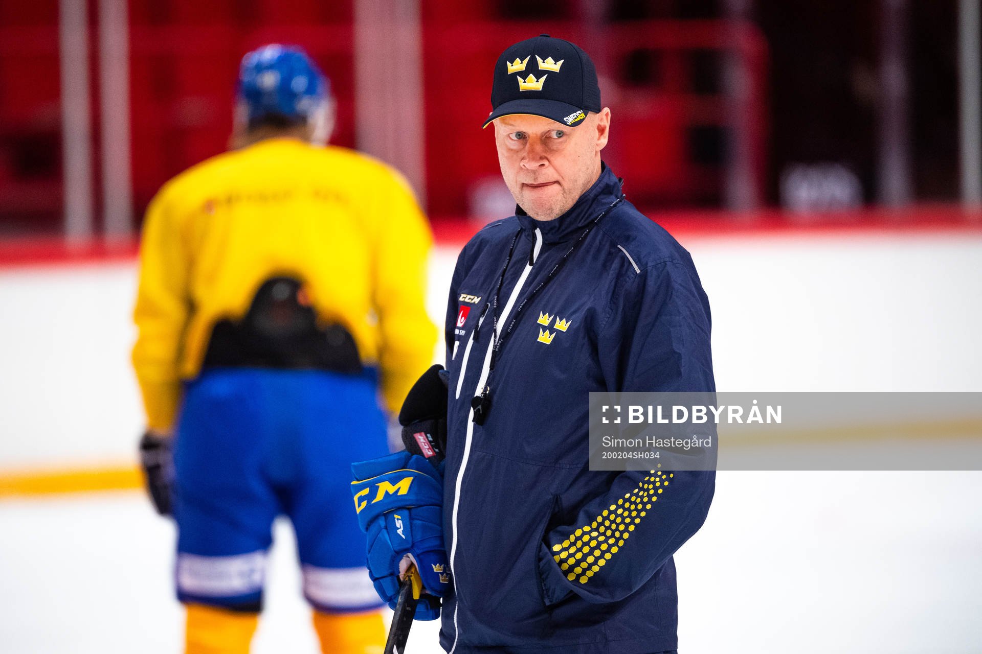 Assistant coach Marcus Ragnarsson