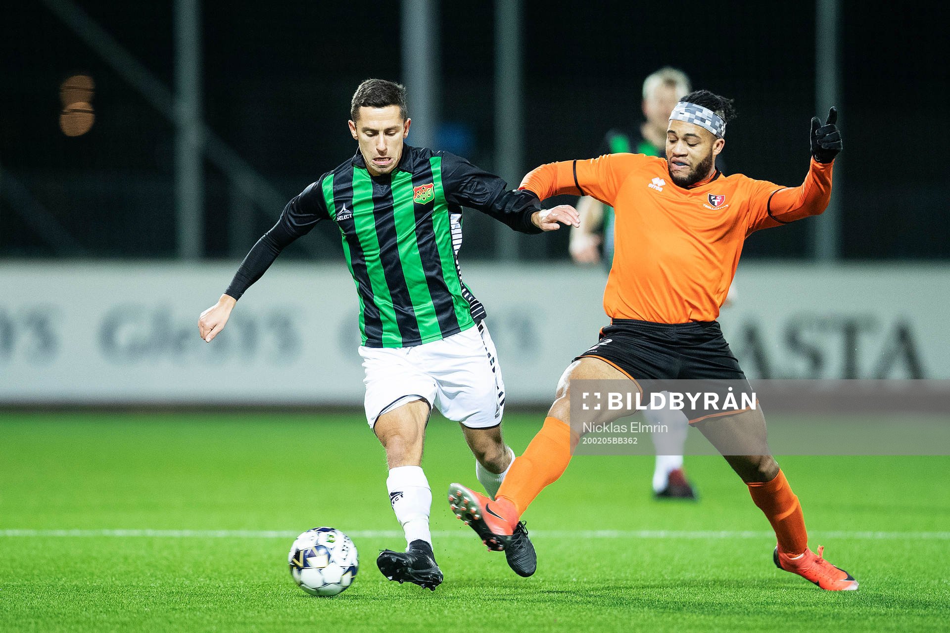GAIS Predrag Randelovic och Trollhättans Sachem Wilson
